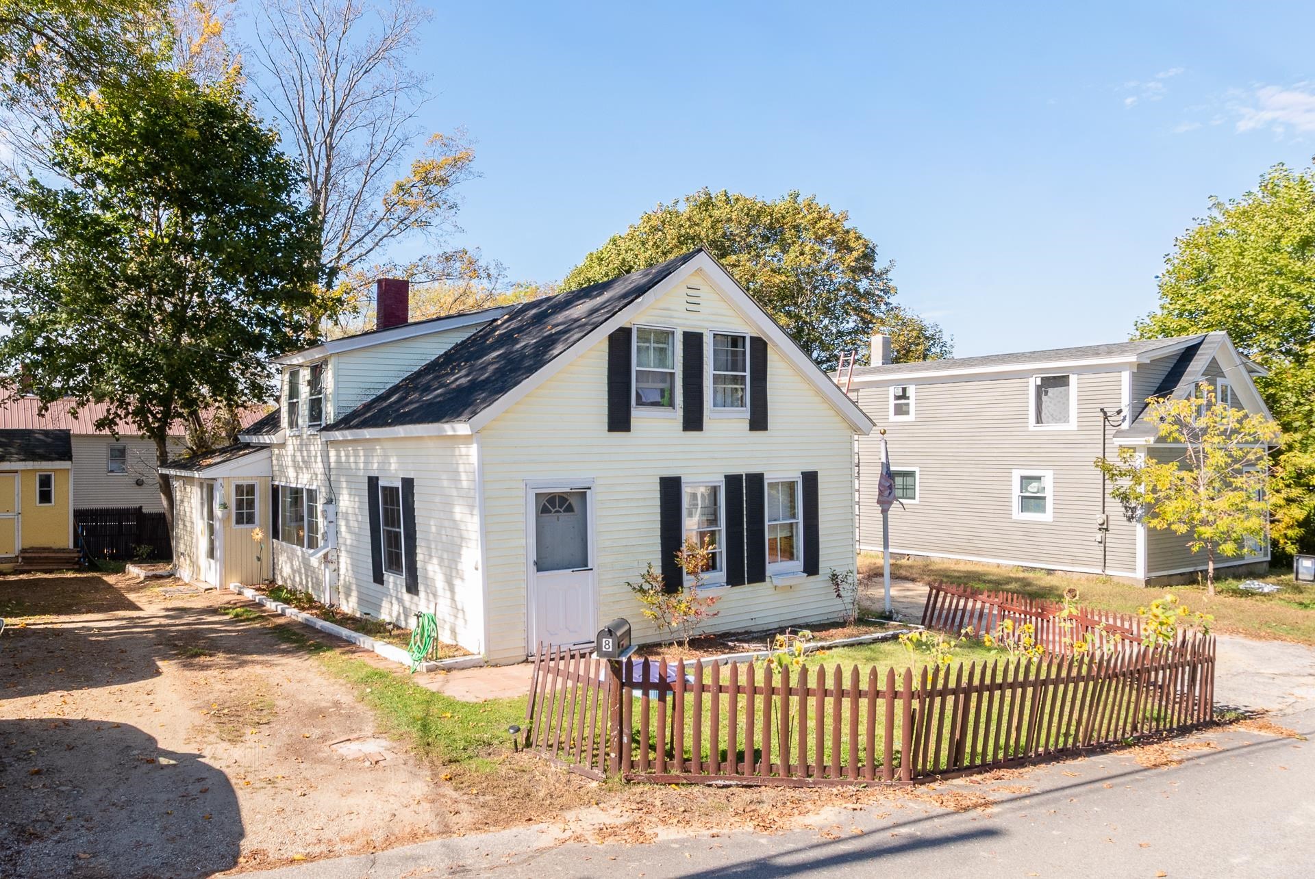 Pittsfield NH Home for sale $$280,000 $243 per sq.ft.