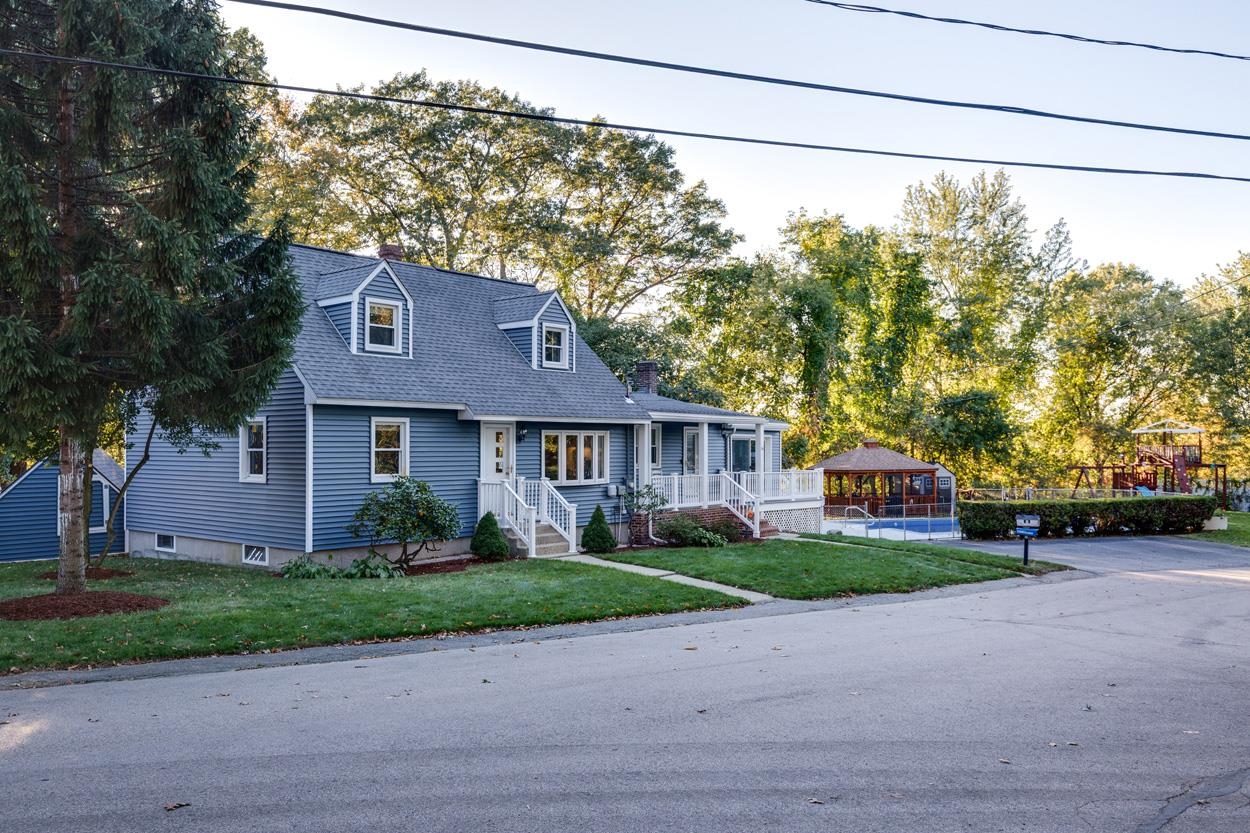 Homes for sale in Manchester, NH | 80 Billings St, Manchester, NH 03103 | MLS# 5065361