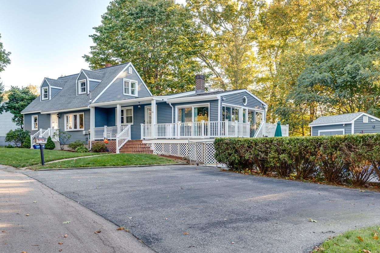 Homes for sale in Manchester, NH | 80 Billings St, Manchester, NH 03103 | MLS# 5065361