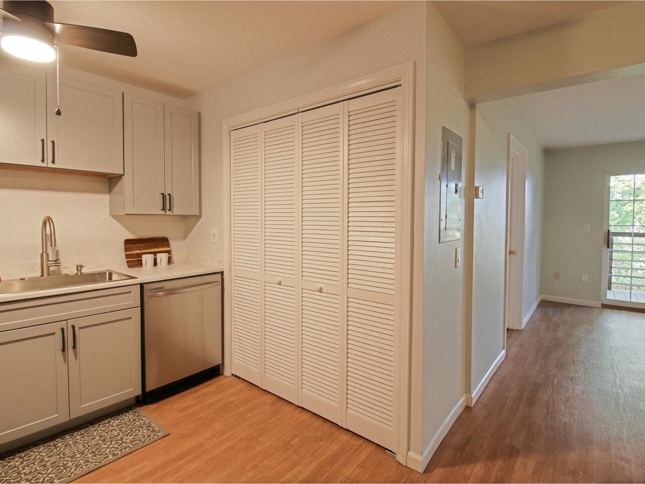 Homes for sale in Burlington, VT | 285 Hildred Dr, Burlington, VT 05401 | MLS# 5065369