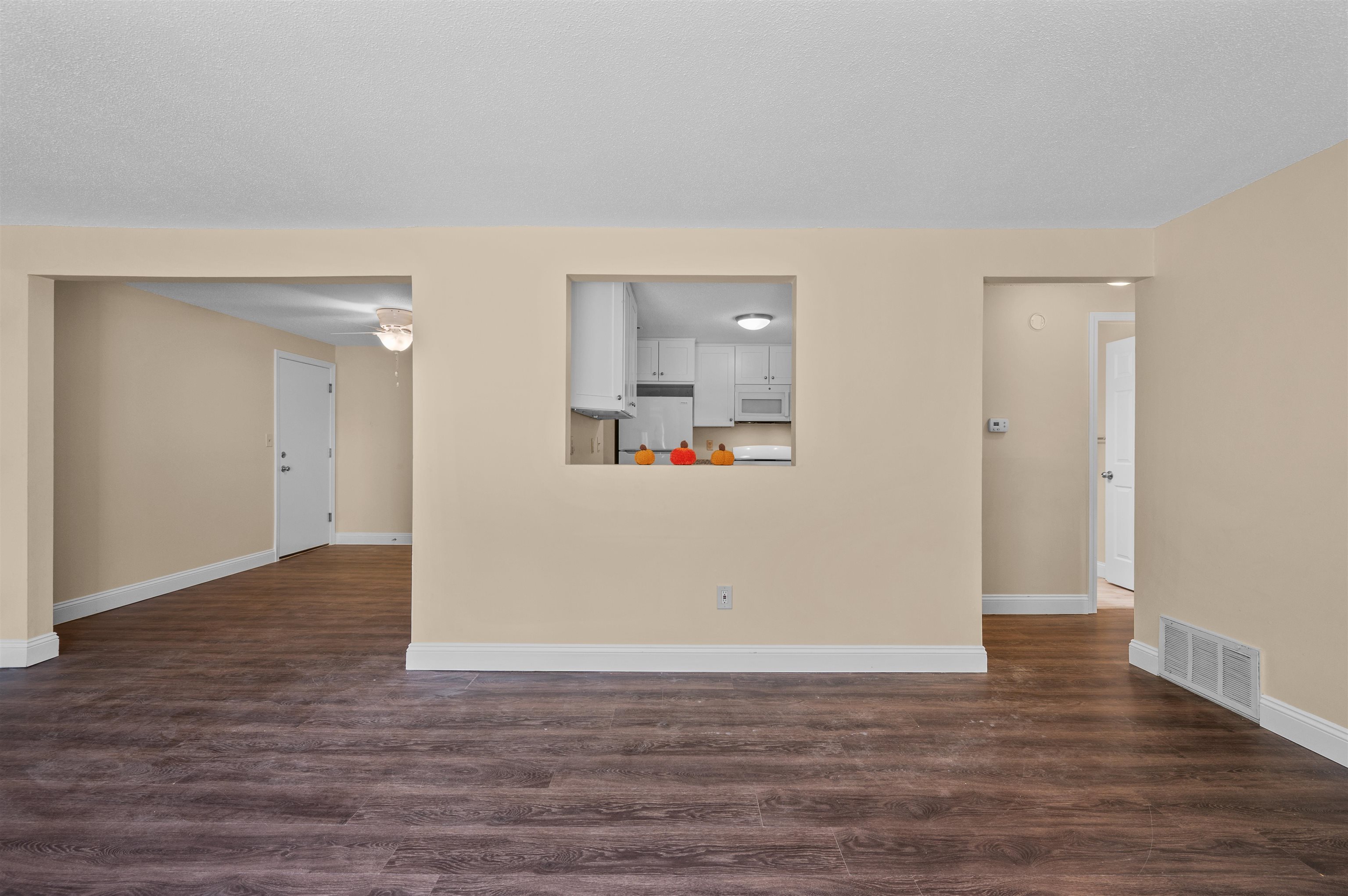 Homes for sale in Exeter, NH | 4 Brookside Dr #6, Exeter, NH 03833 | MLS# 5065414