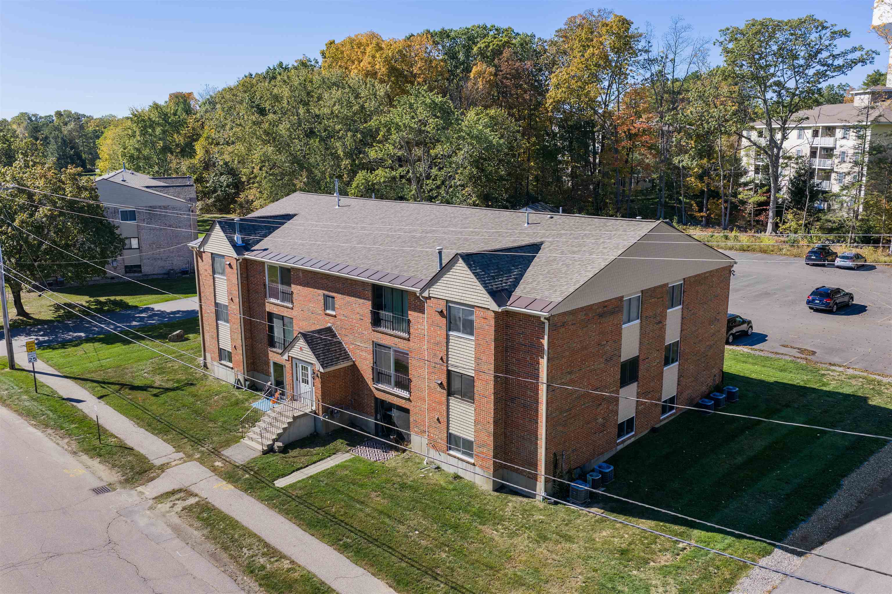 Homes for sale in Exeter, NH | 4 Brookside Dr #6, Exeter, NH 03833 | MLS# 5065414