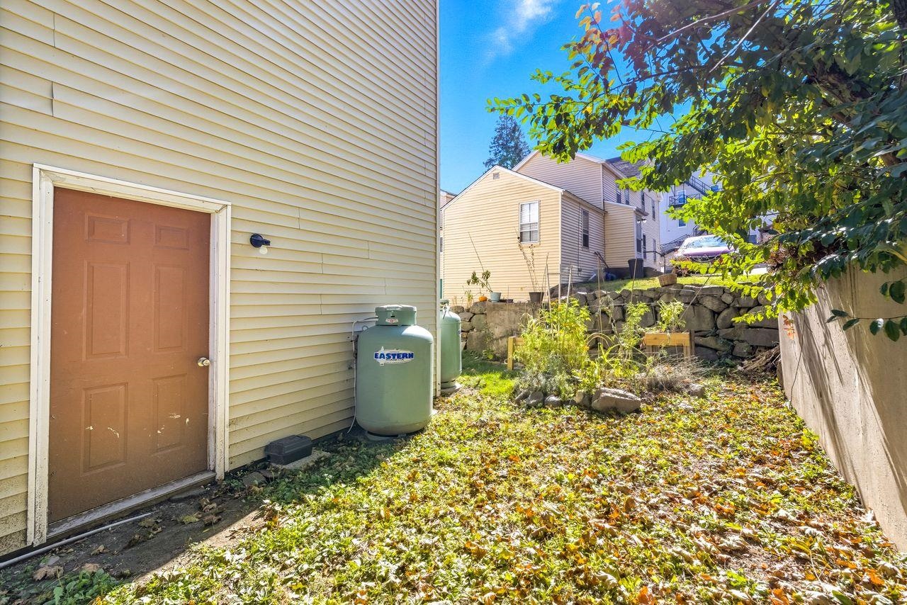 Homes for sale in Newmarket, NH | 2 Chapel St, Newmarket, NH 03857 | MLS# 5065422