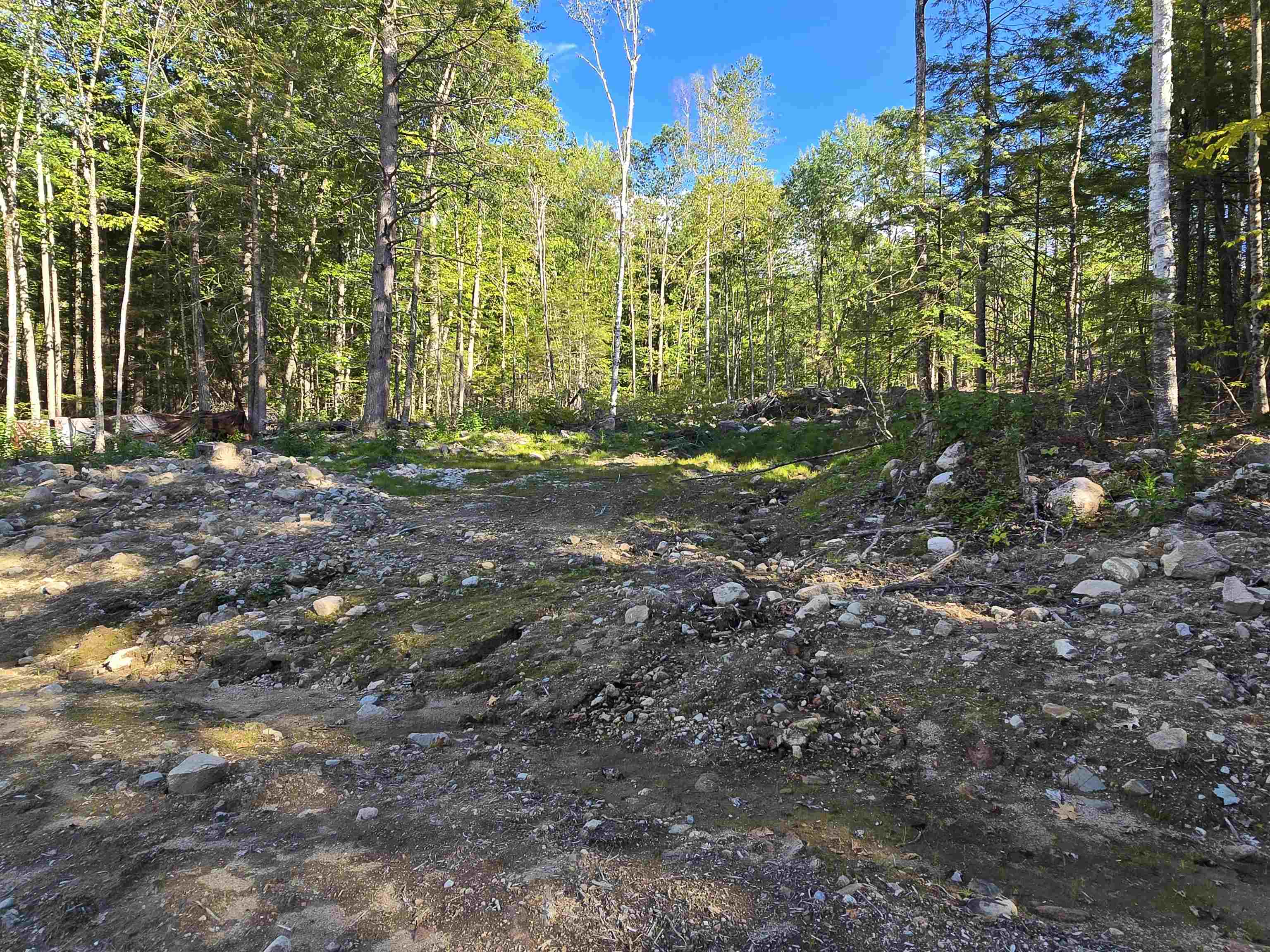 000 Garmish Dr, New Durham, NH 03855