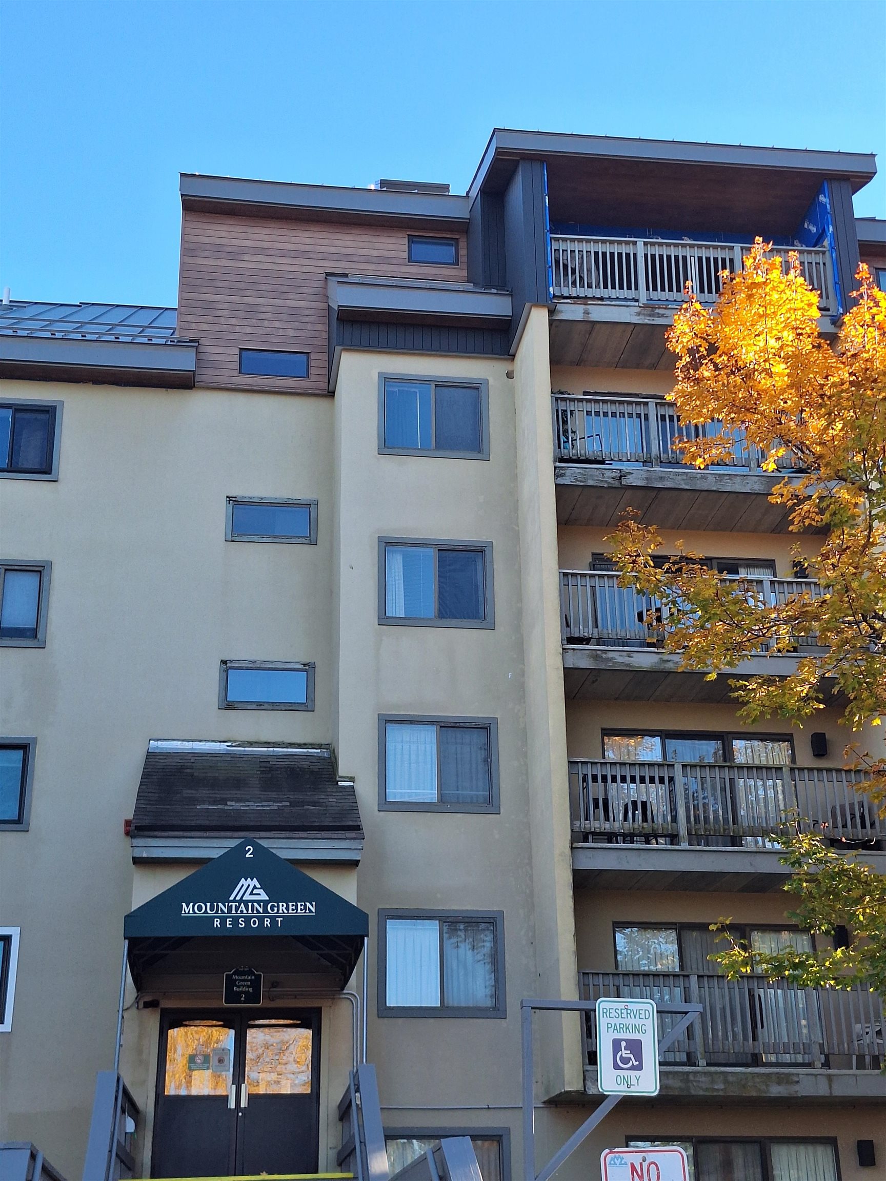 Homes for sale in Killington, VT | 137 East Mountain Rd #2B1, Killington, VT 05751 | MLS# 5065467