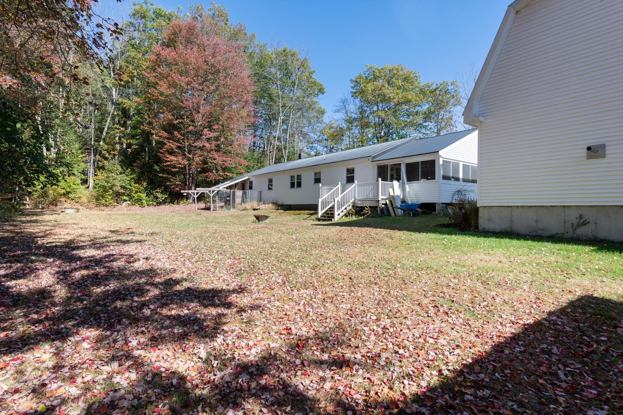 Super private back yard