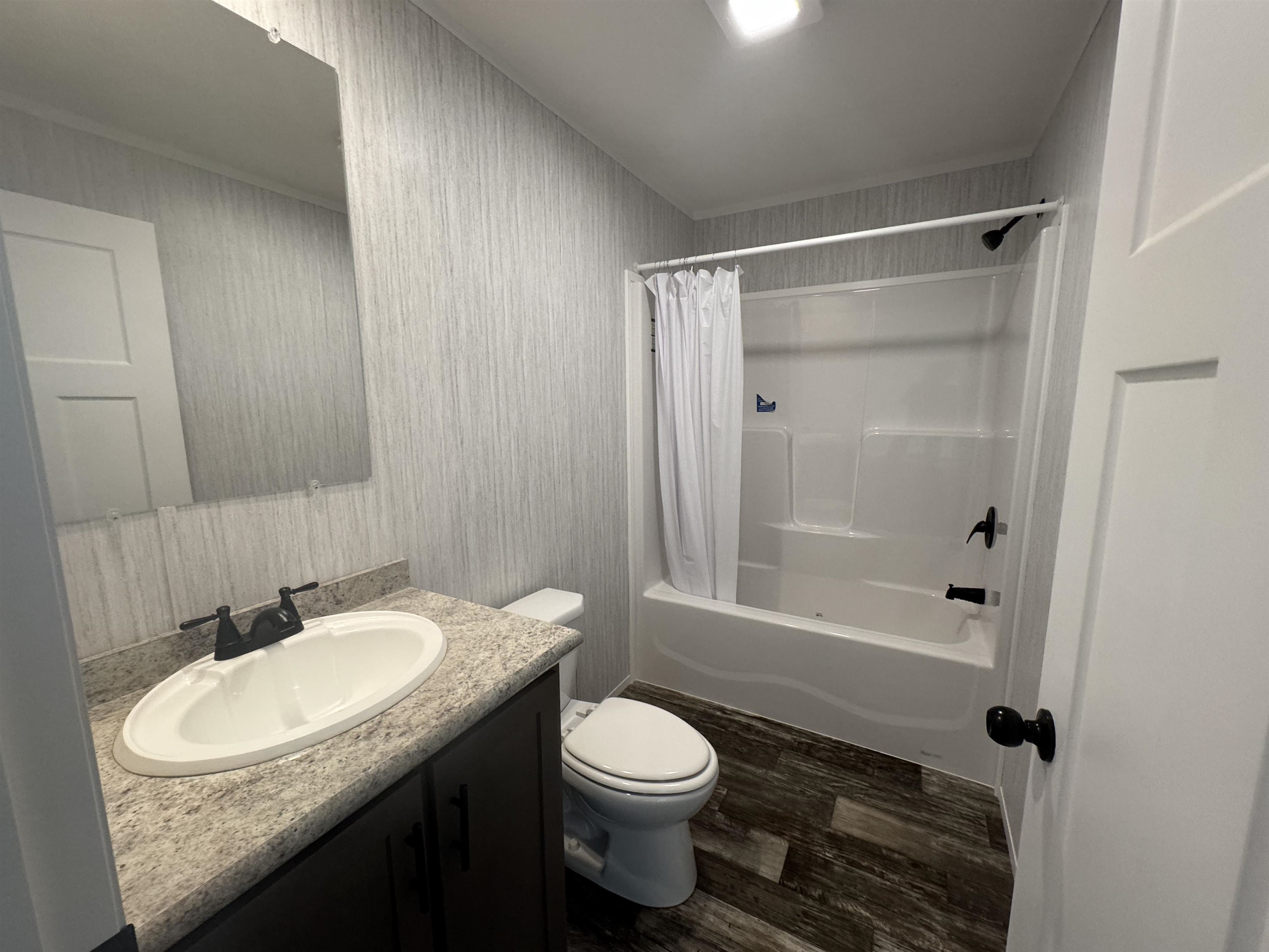 5 Cubb St, Lancaster, NH 03584