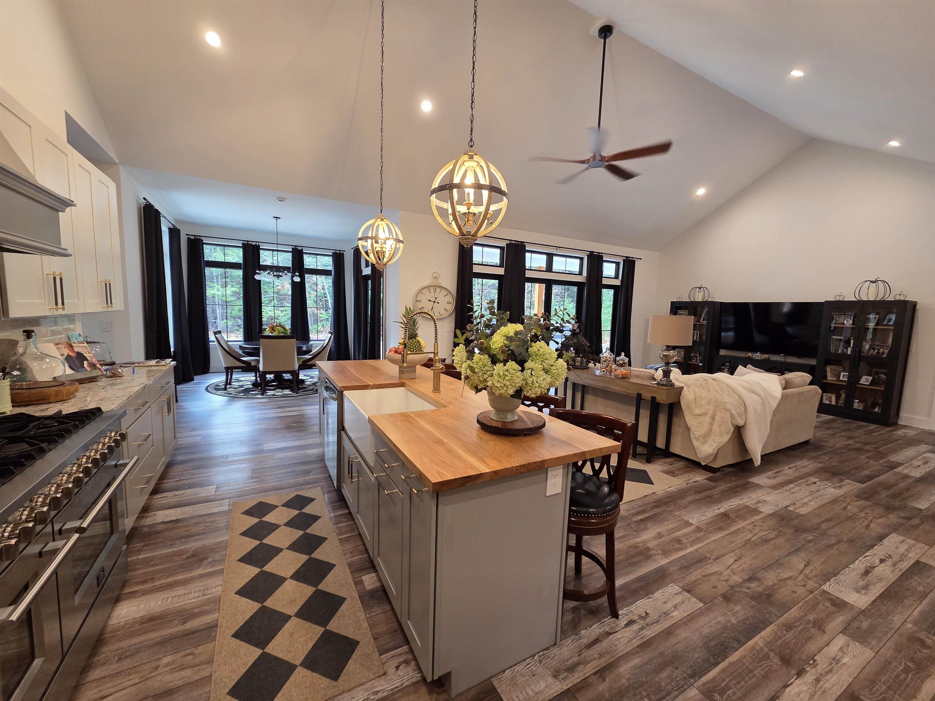 Homes for sale in Conway, NH | 123 Oxbow Ln, Conway, NH 03818 | MLS# 5065612