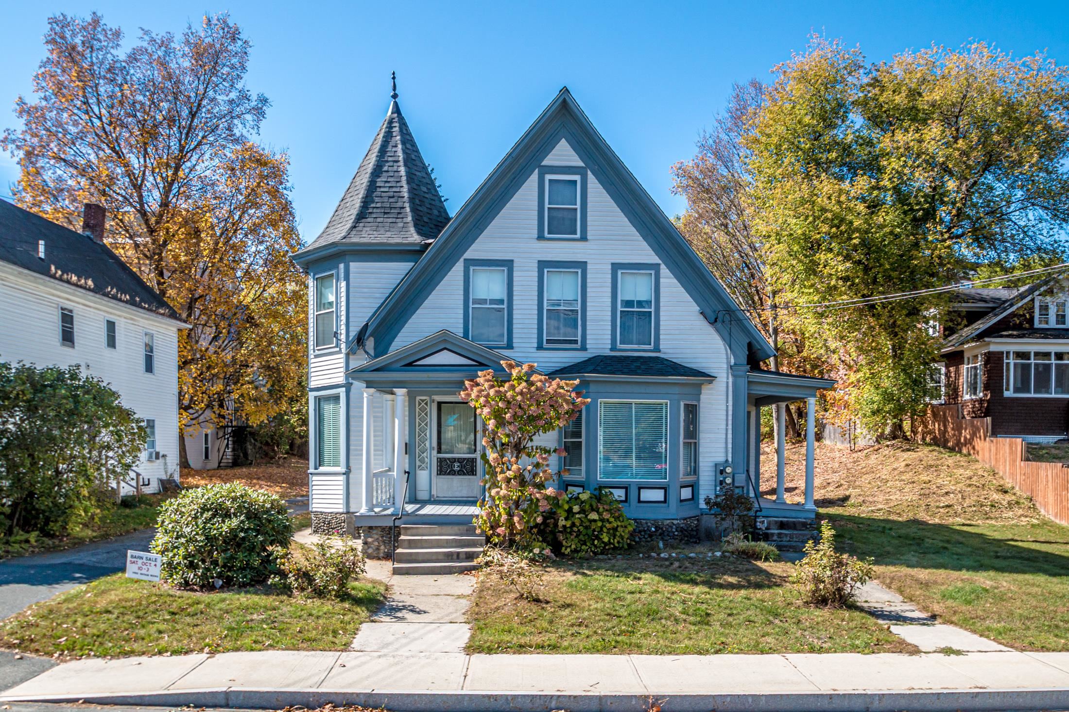 19 Elm St, Whitefield, NH 03598