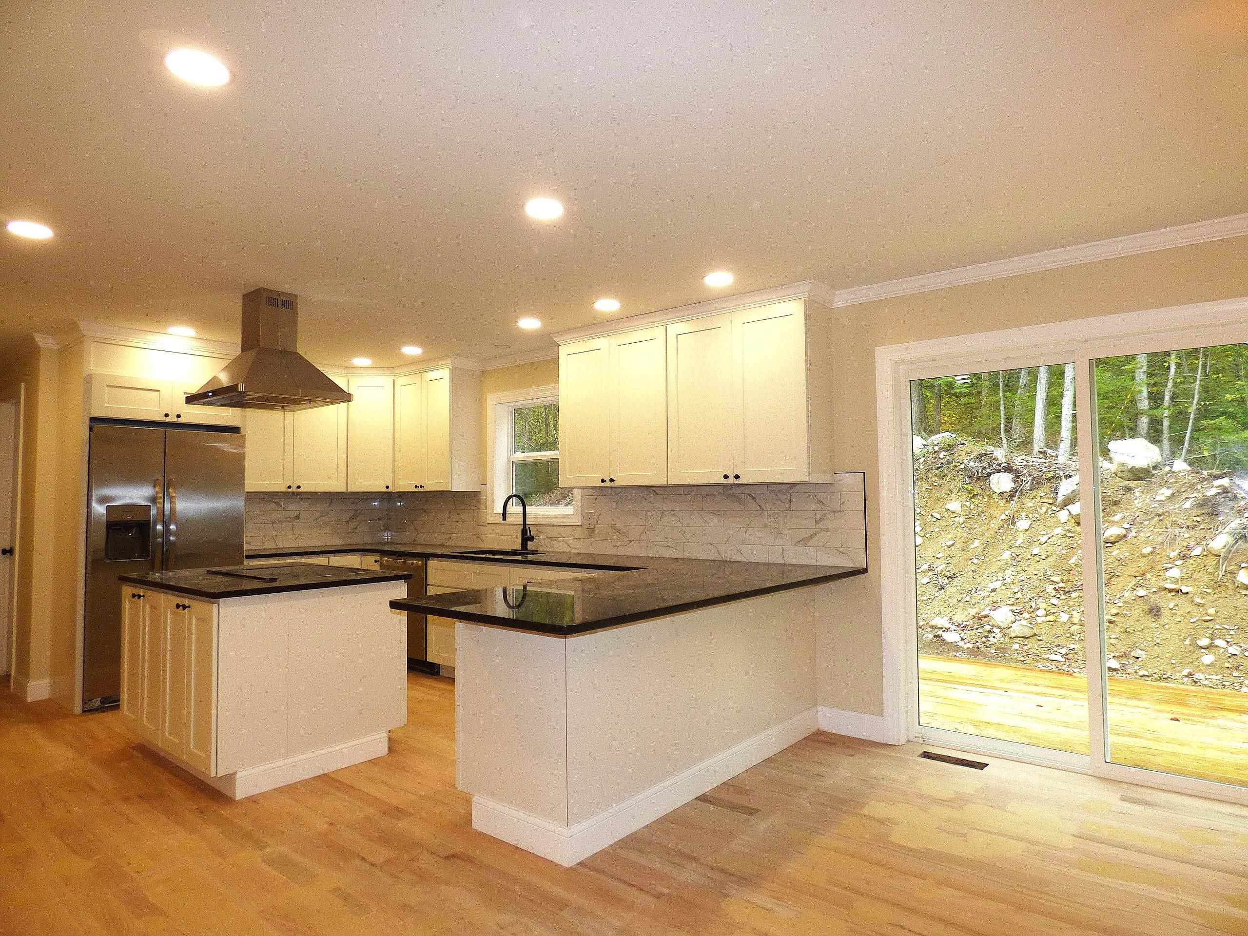 266 Access Rd, Wakefield, NH 03872