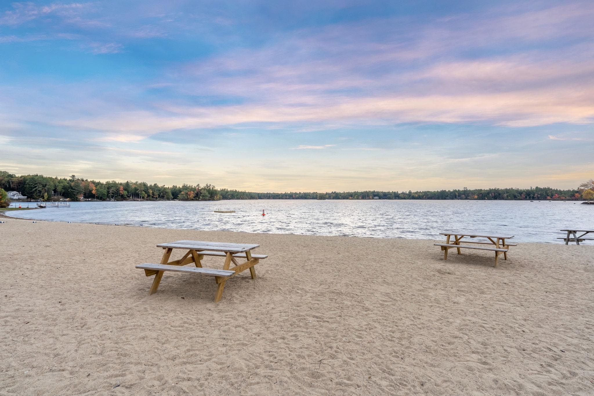 Moultonborough NH Home for sale $$425,000 $402 per sq.ft.