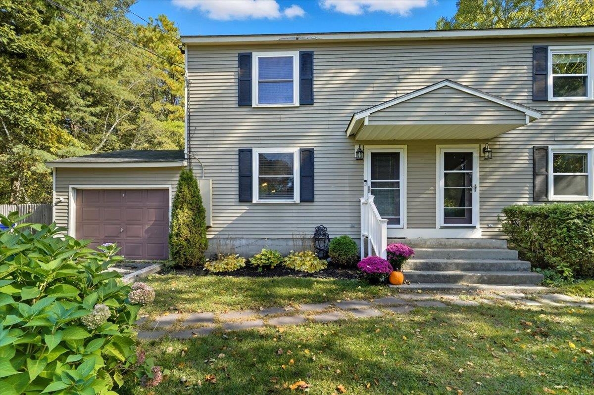 Homes for sale in Colchester, VT | 227 Grey Birch Dr, Colchester, VT 05446 | MLS# 5065703