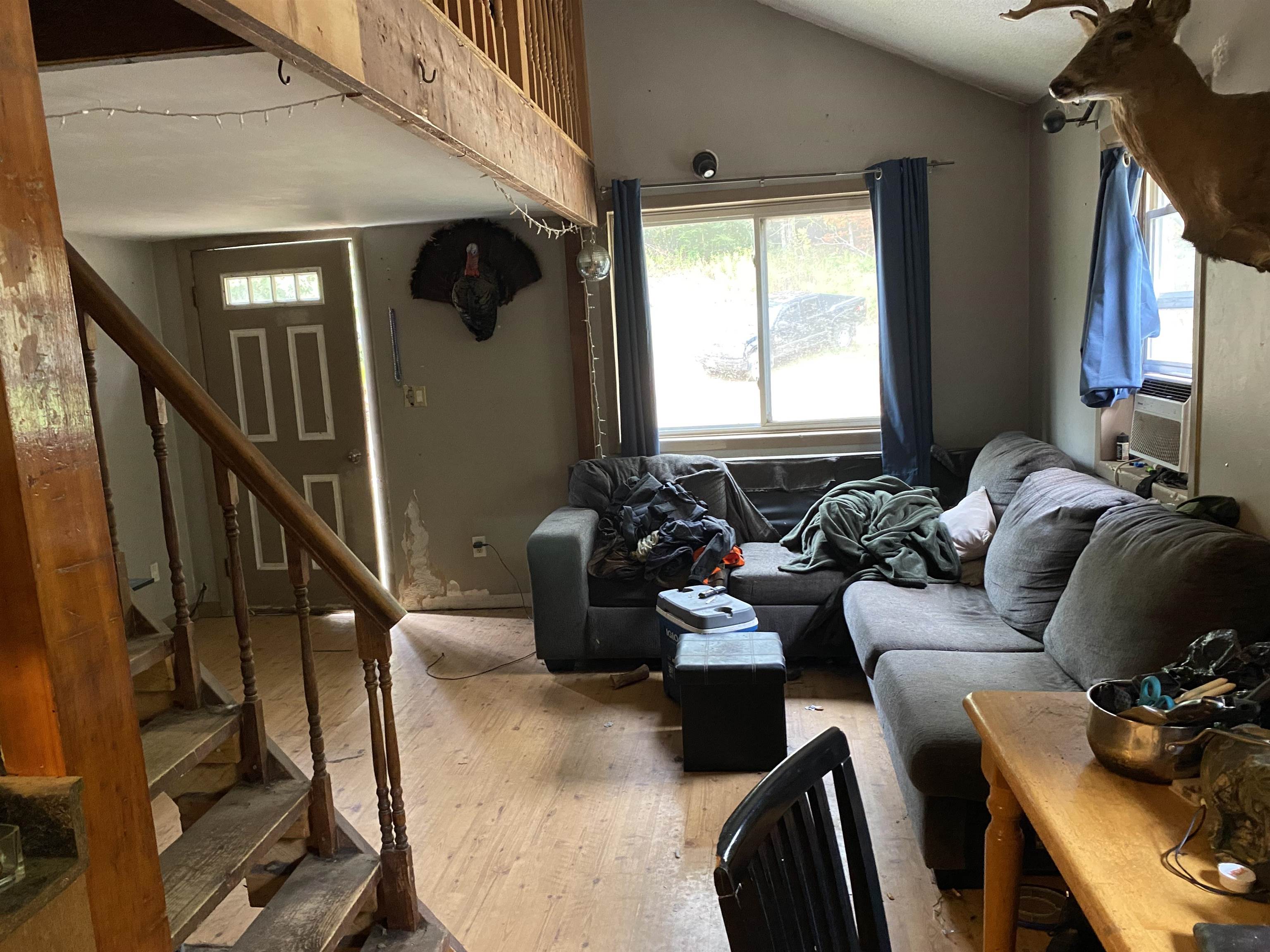 49 Mountain Rd, Deerfield, NH 03037