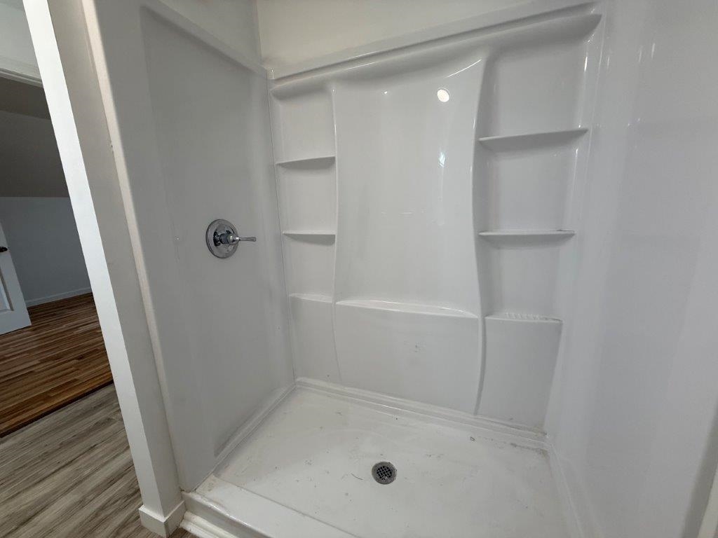 #2 Ensuite Bed & Bath 24275314