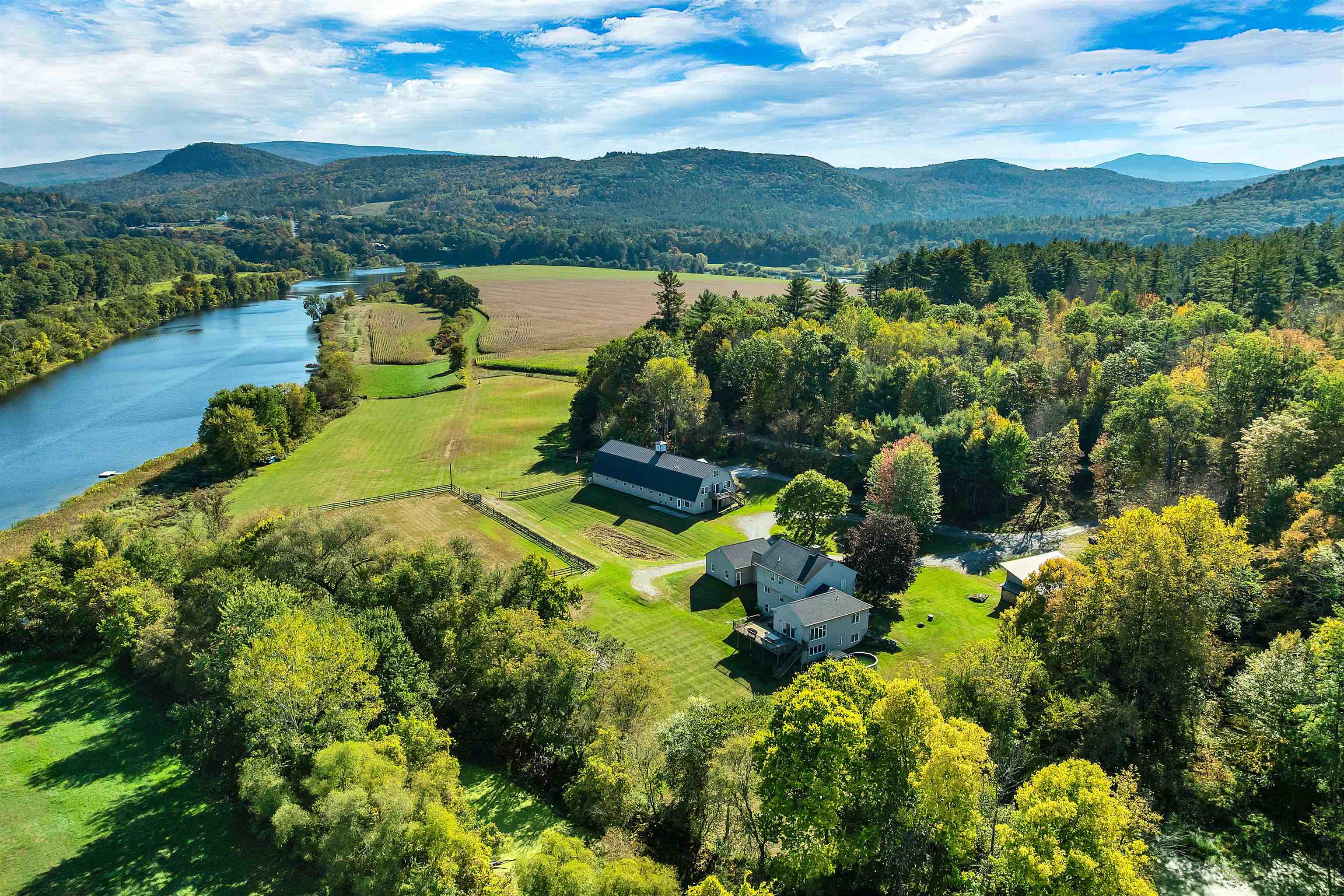 BRADFORD VT Lake House for sale $$1,200,000 | $215 per sq.ft.
