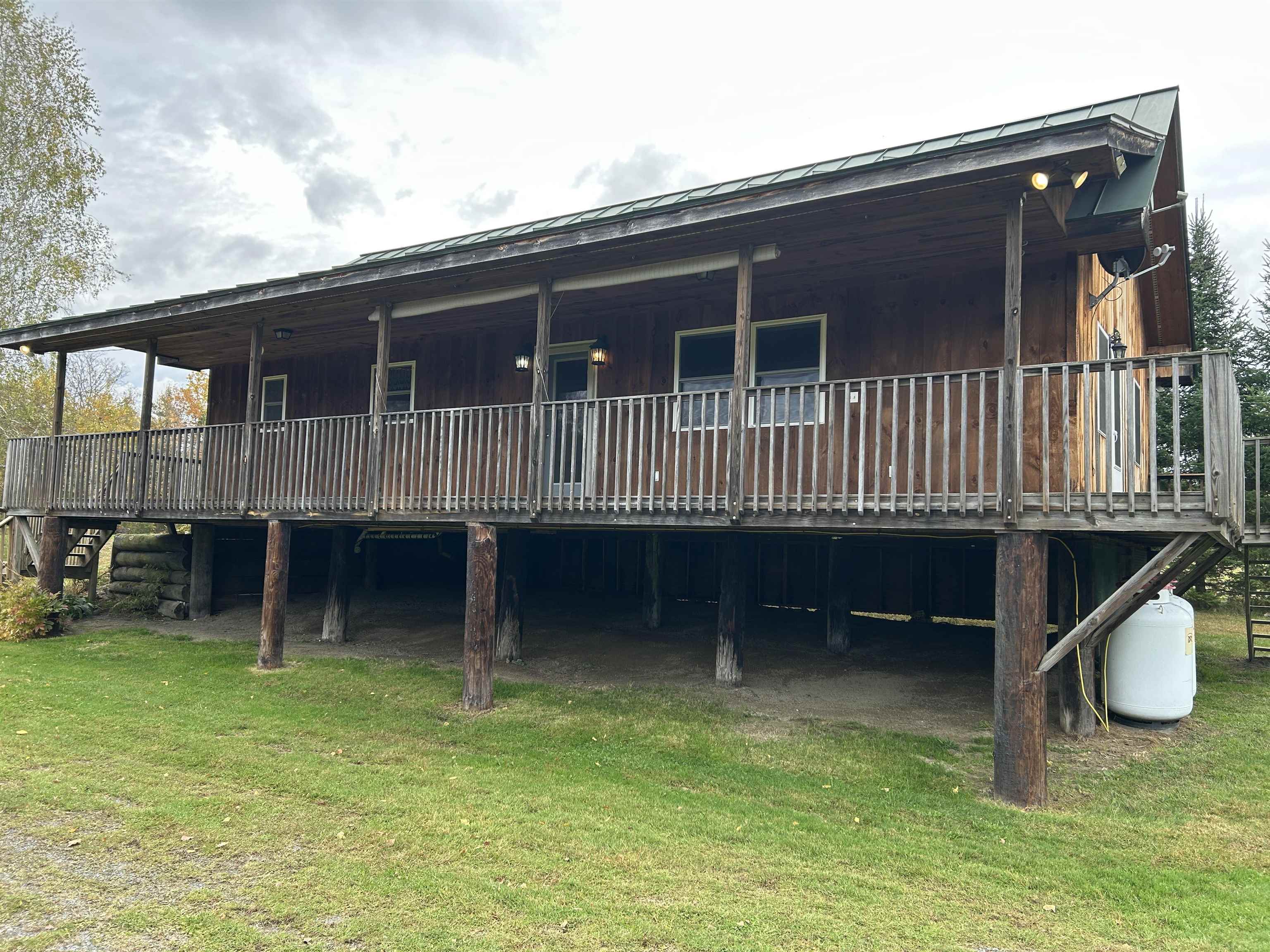 21 Boat Landing Rd, Orford, NH 03777