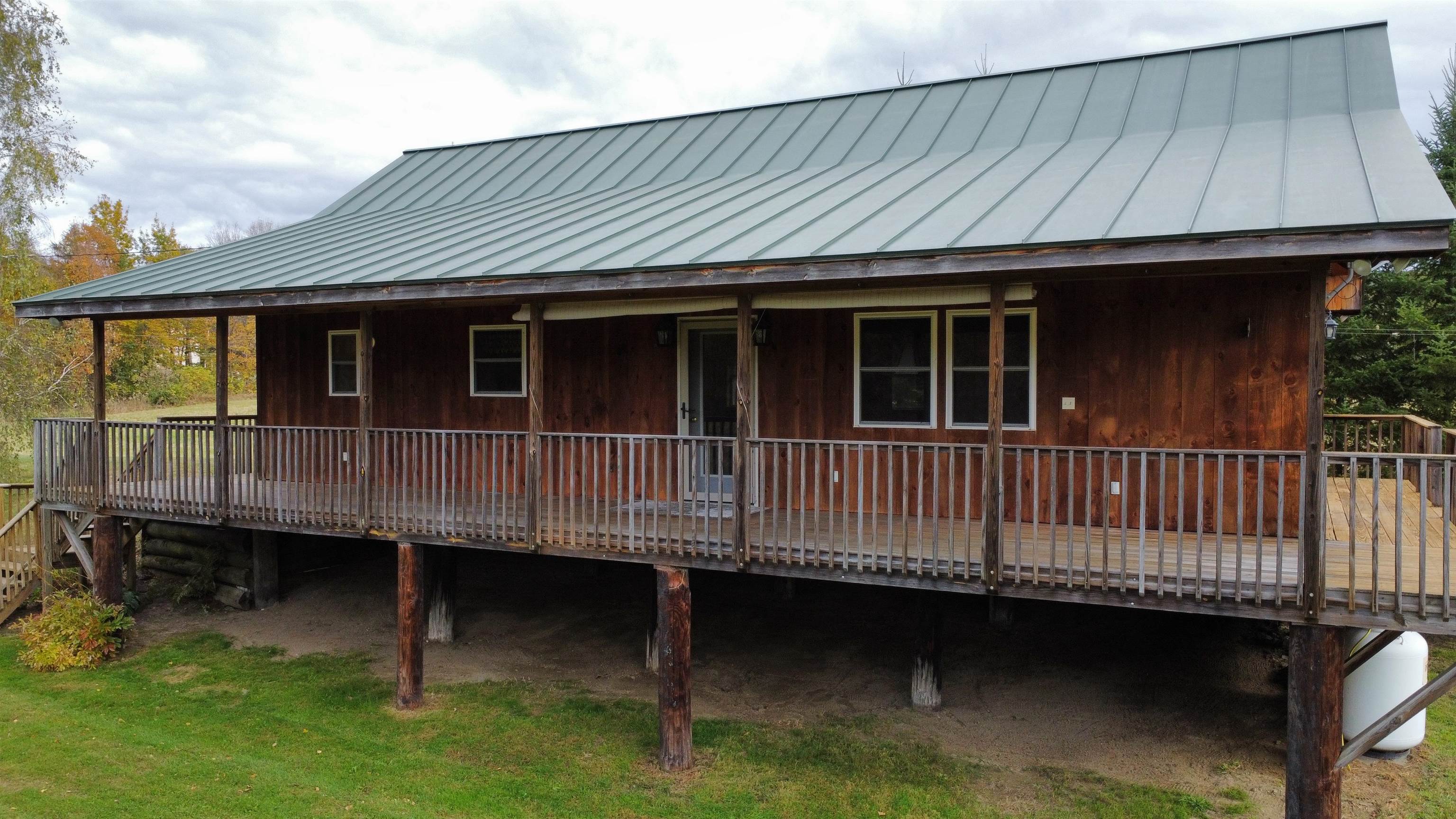 21 Boat Landing Rd, Orford, NH 03777