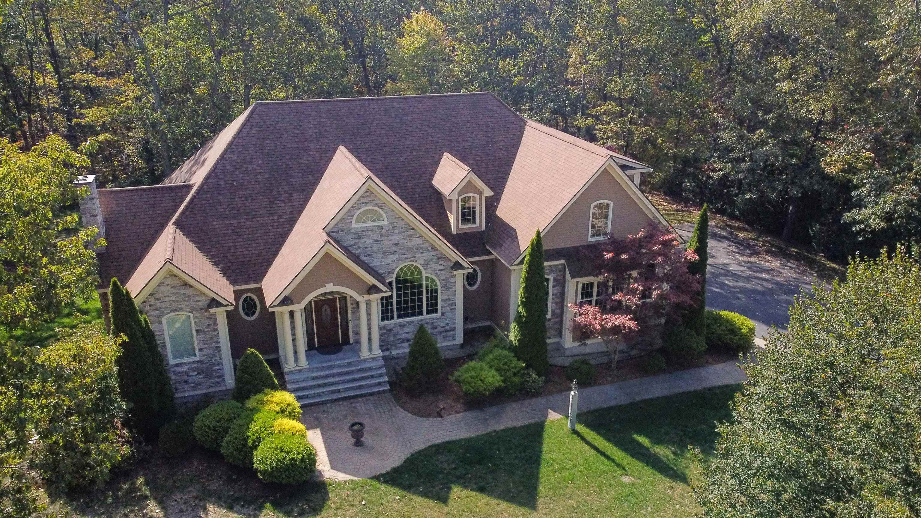 Homes for sale in Windham, NH | 7 Buckhide Rd, Windham, NH 03087 | MLS# 5065911