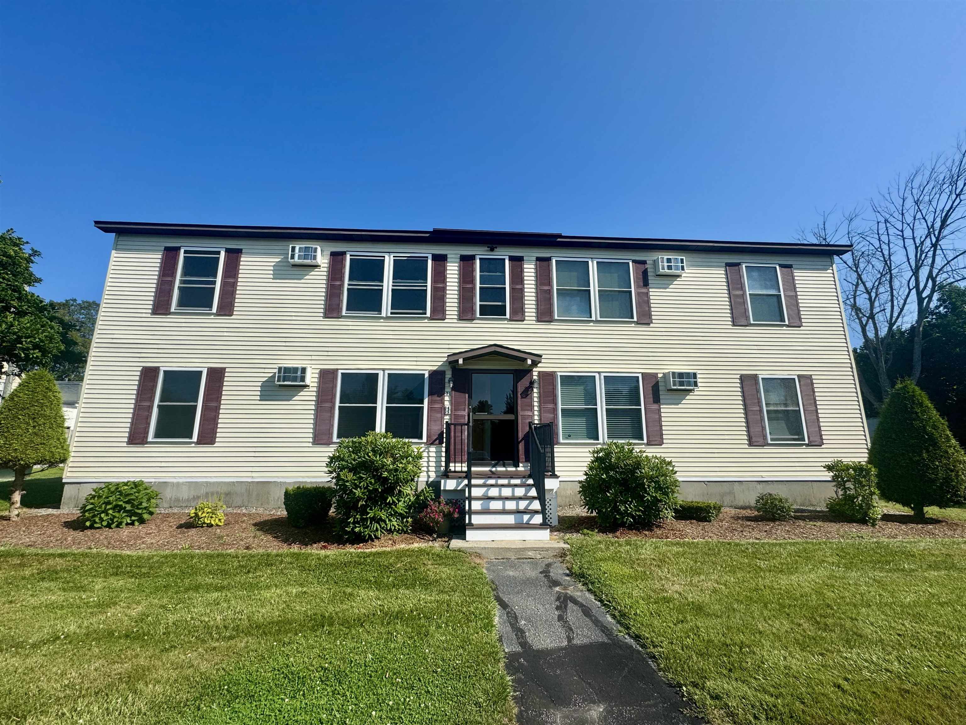 Homes for sale in Hillsborough, NH | 31 Central St #G, Hillsborough, NH 03244 | MLS# 5065971