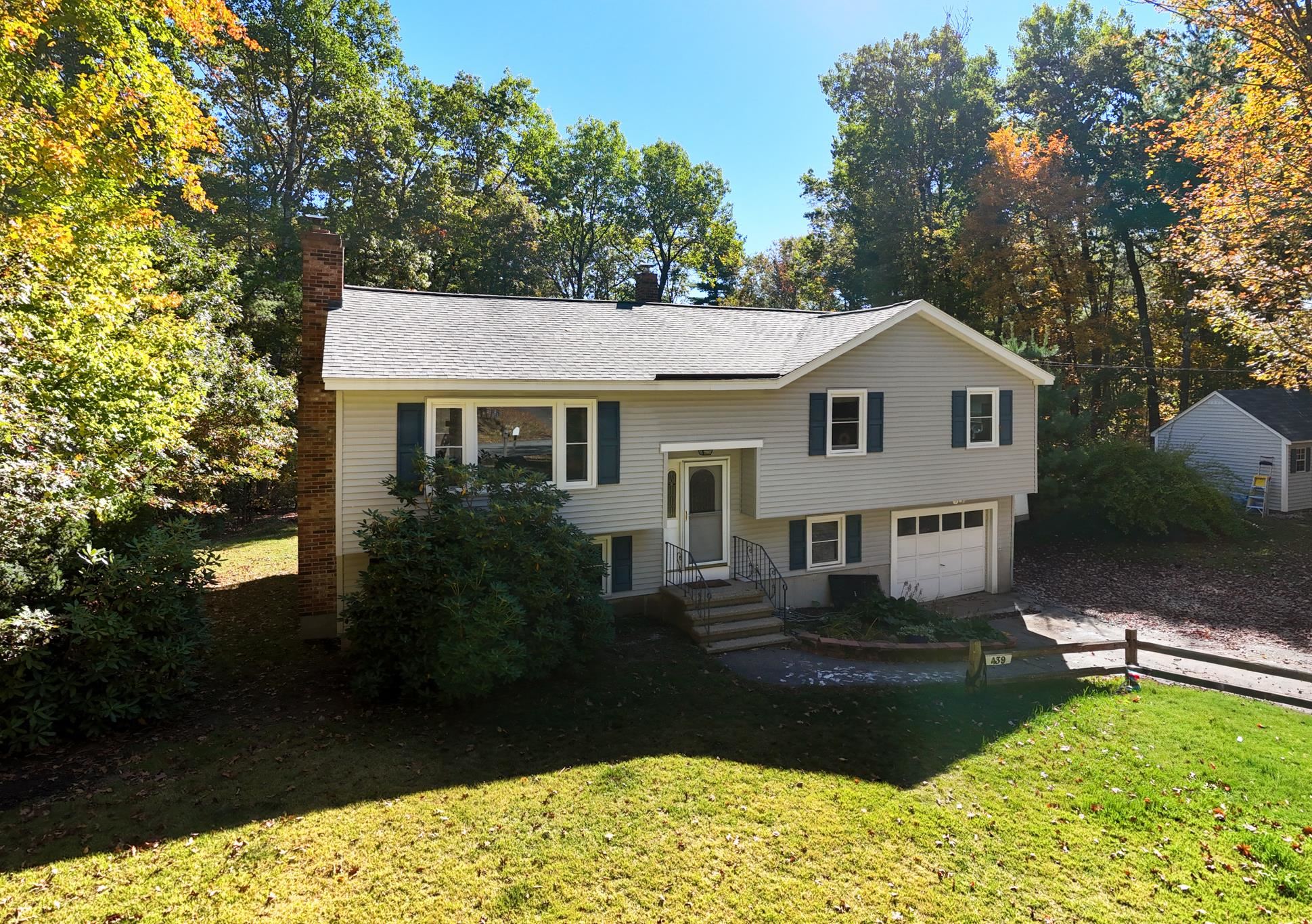 Homes for sale in Londonderry, NH | 439 Pendleton Ln, Londonderry, NH 03053 | MLS# 5065984