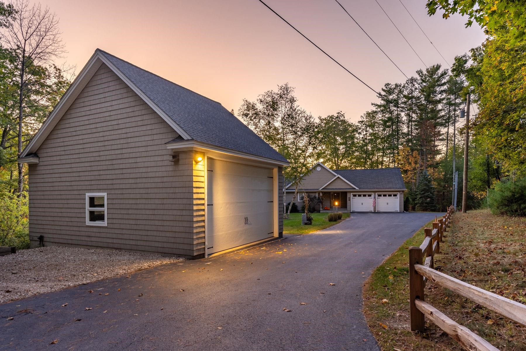 263 Durham Point Rd, Durham, NH 03824