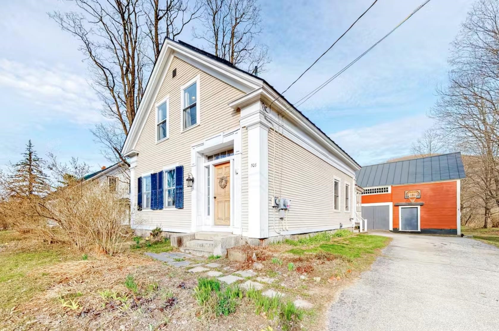 Northfield VT Home for sale $$349,000 $174 per sq.ft.