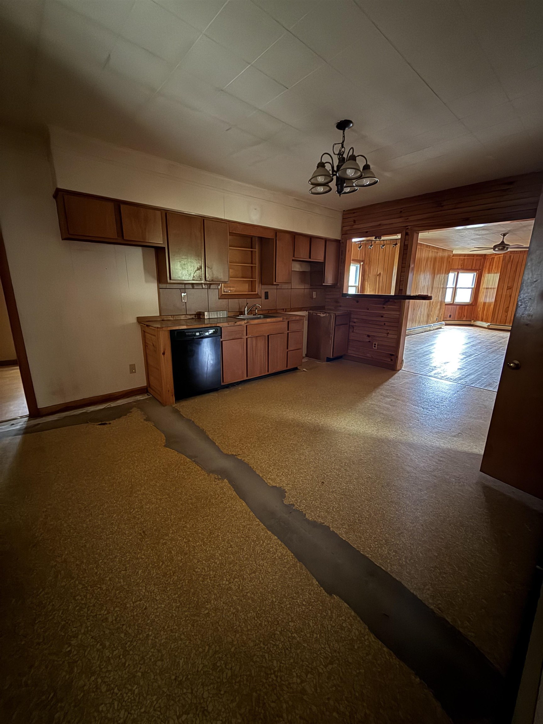 150 Prospect St, Berlin, NH 03570-1944