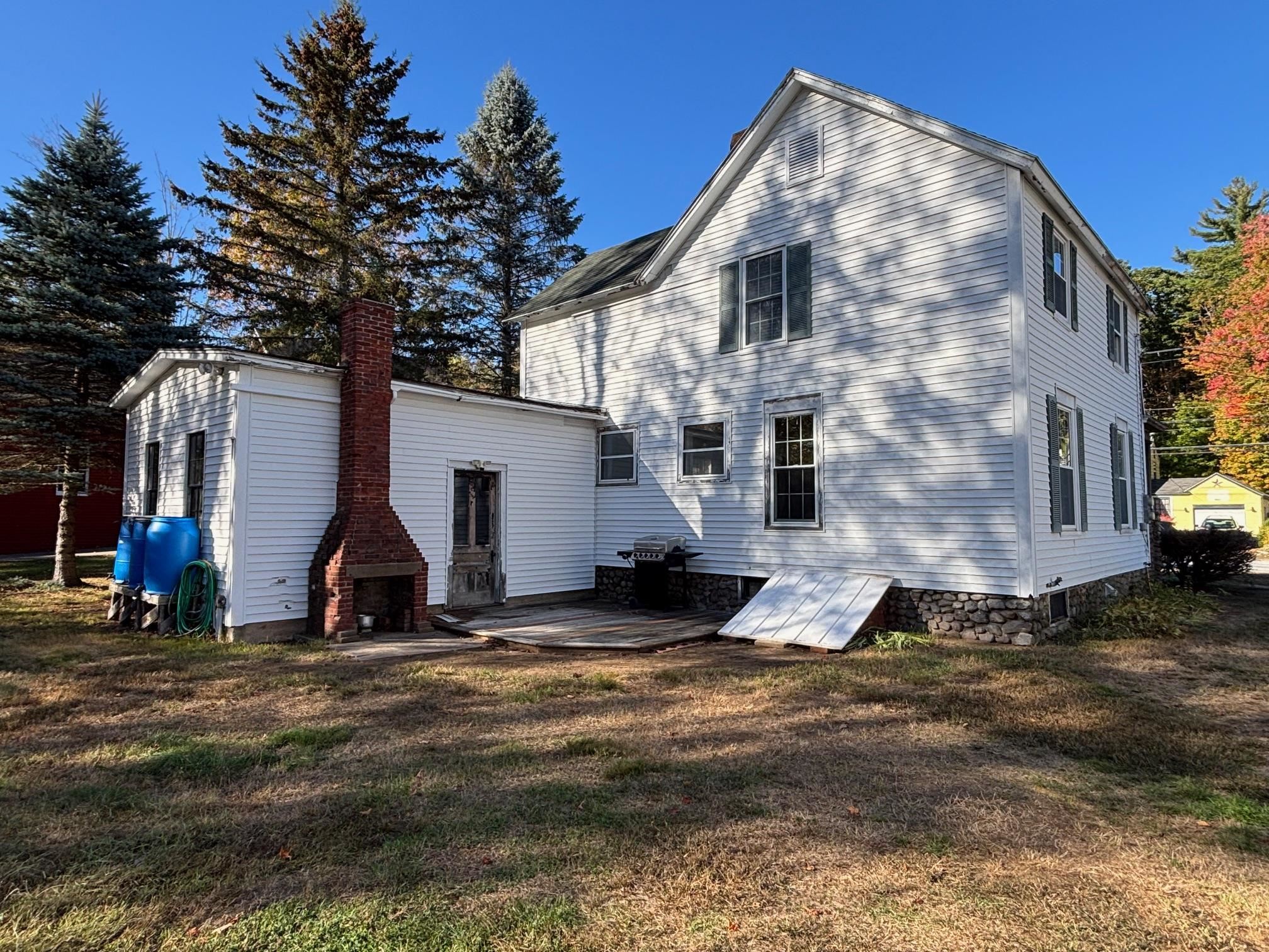 239 Gilford Ave, Laconia, NH 03246