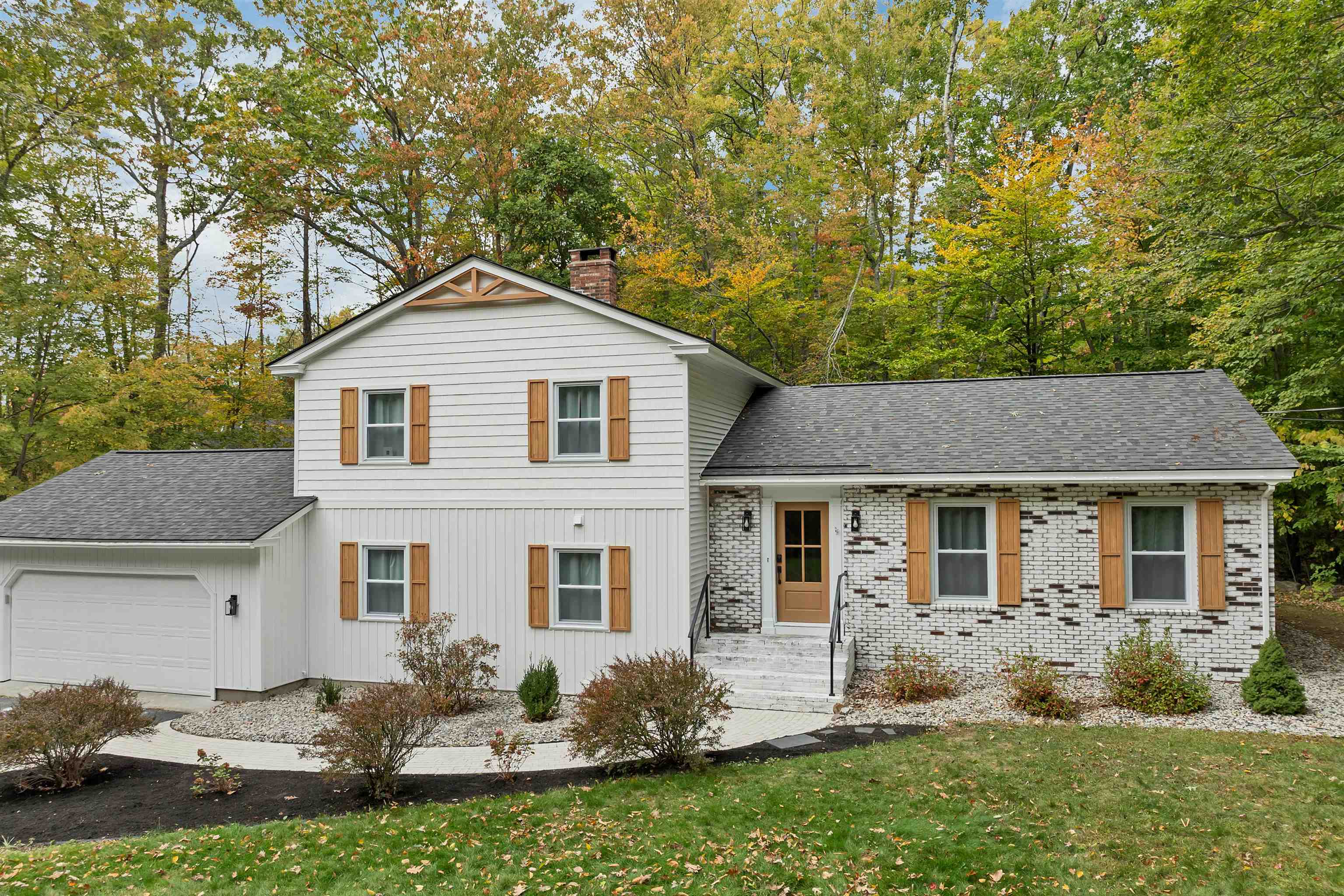 Homes for sale in Wolfeboro, NH | 7 Loon St, Wolfeboro, NH 03894 | MLS# 5066060