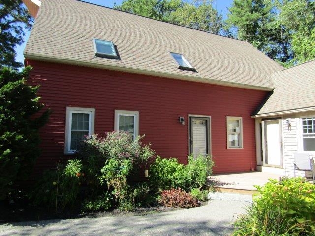 14 Balmoral Dr, Stratham, NH 03885