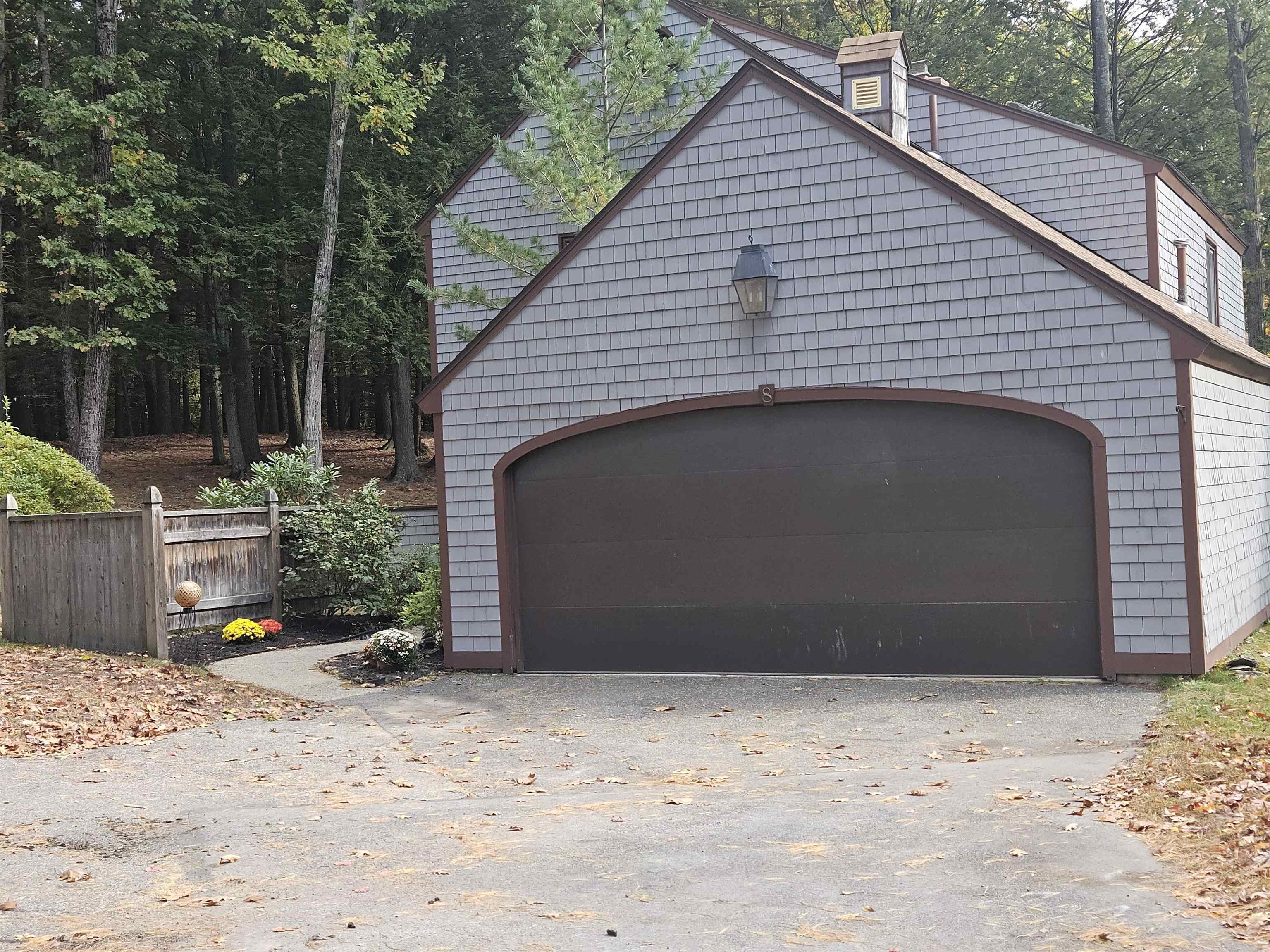 Photo of 8 Guilford Lane Nashua NH 03063