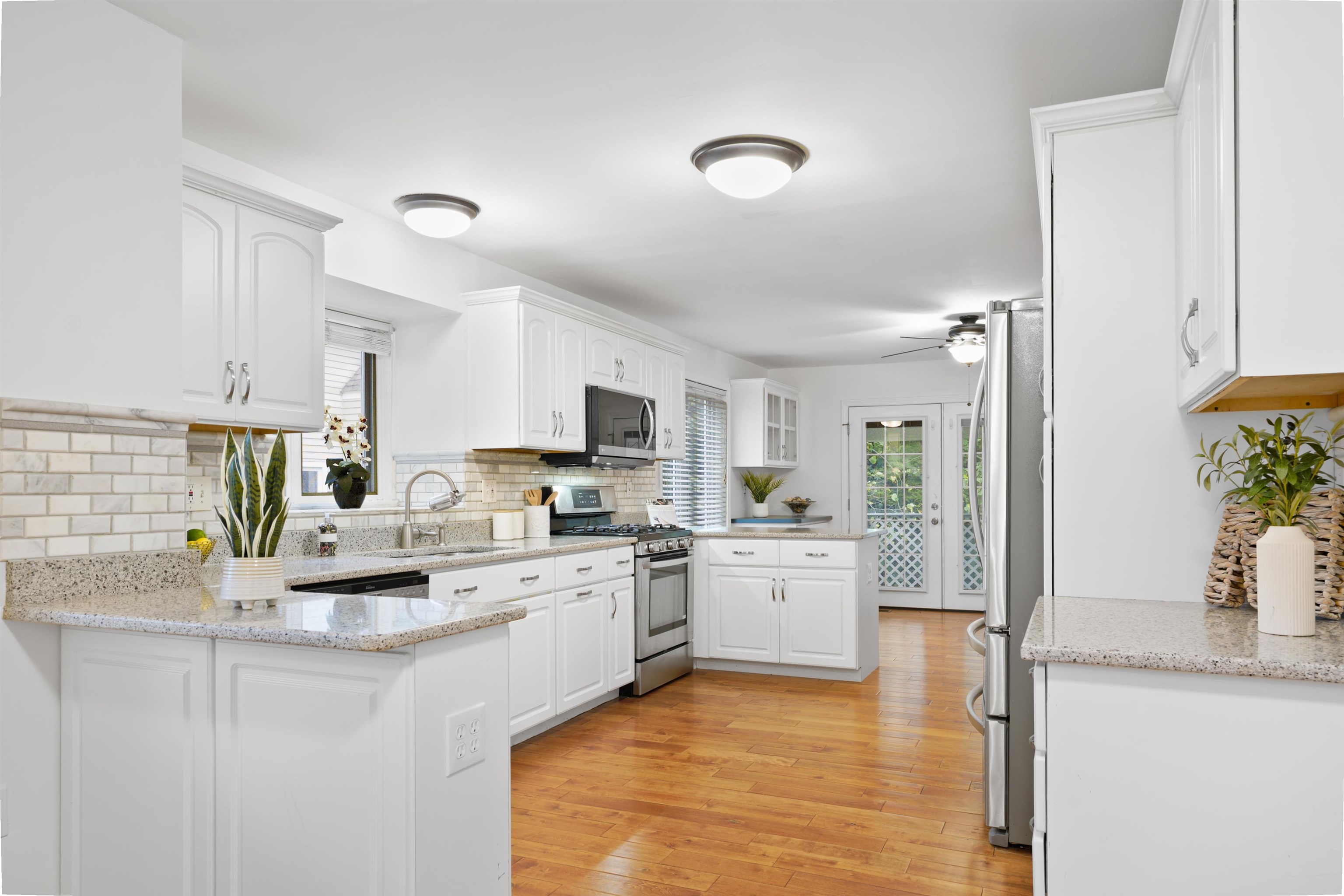 Homes for sale in Nashua, NH | 5 Chatfield Dr, Nashua, NH 03063 | MLS# 5066273