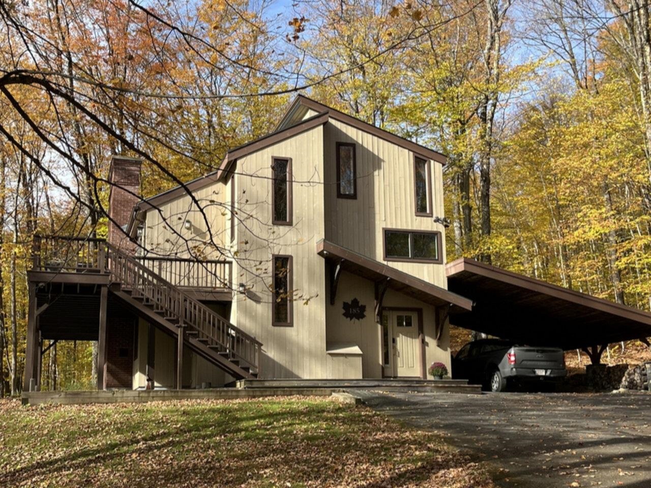 Homes for sale in Stowe, VT | 185 Maple Rd, Stowe, VT 05672 | MLS# 5066300