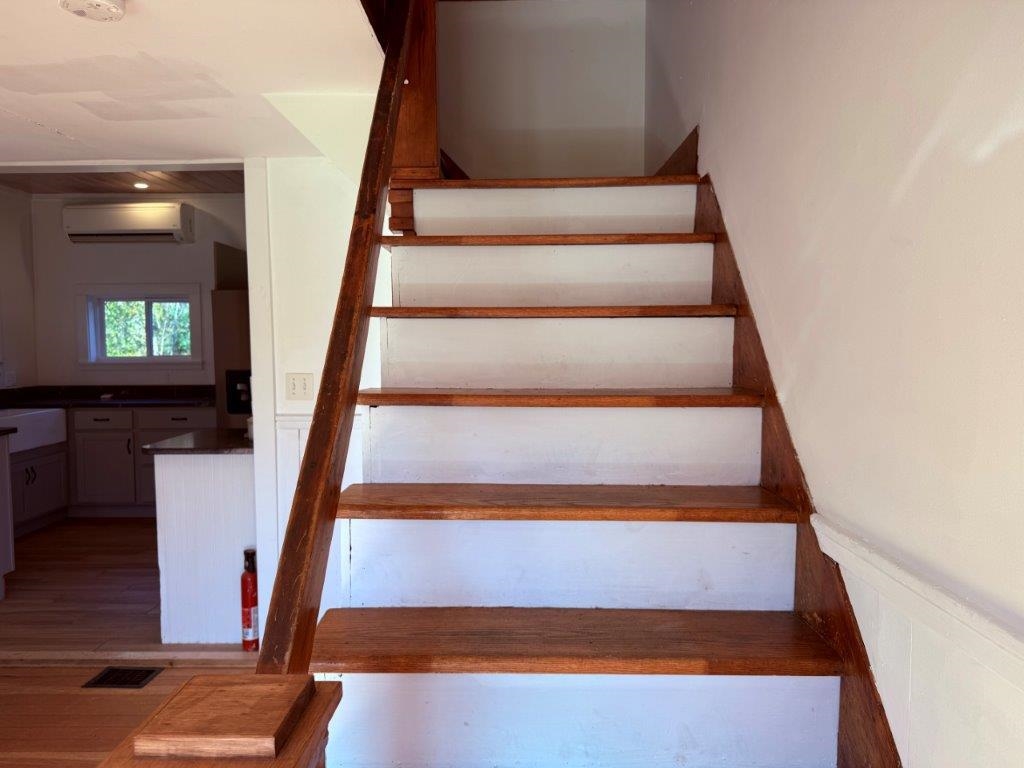 Stairs To Second Floor 24296944