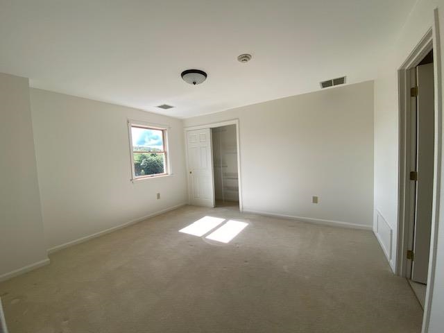 63 Taylor Rd, New Ipswich, NH 03071