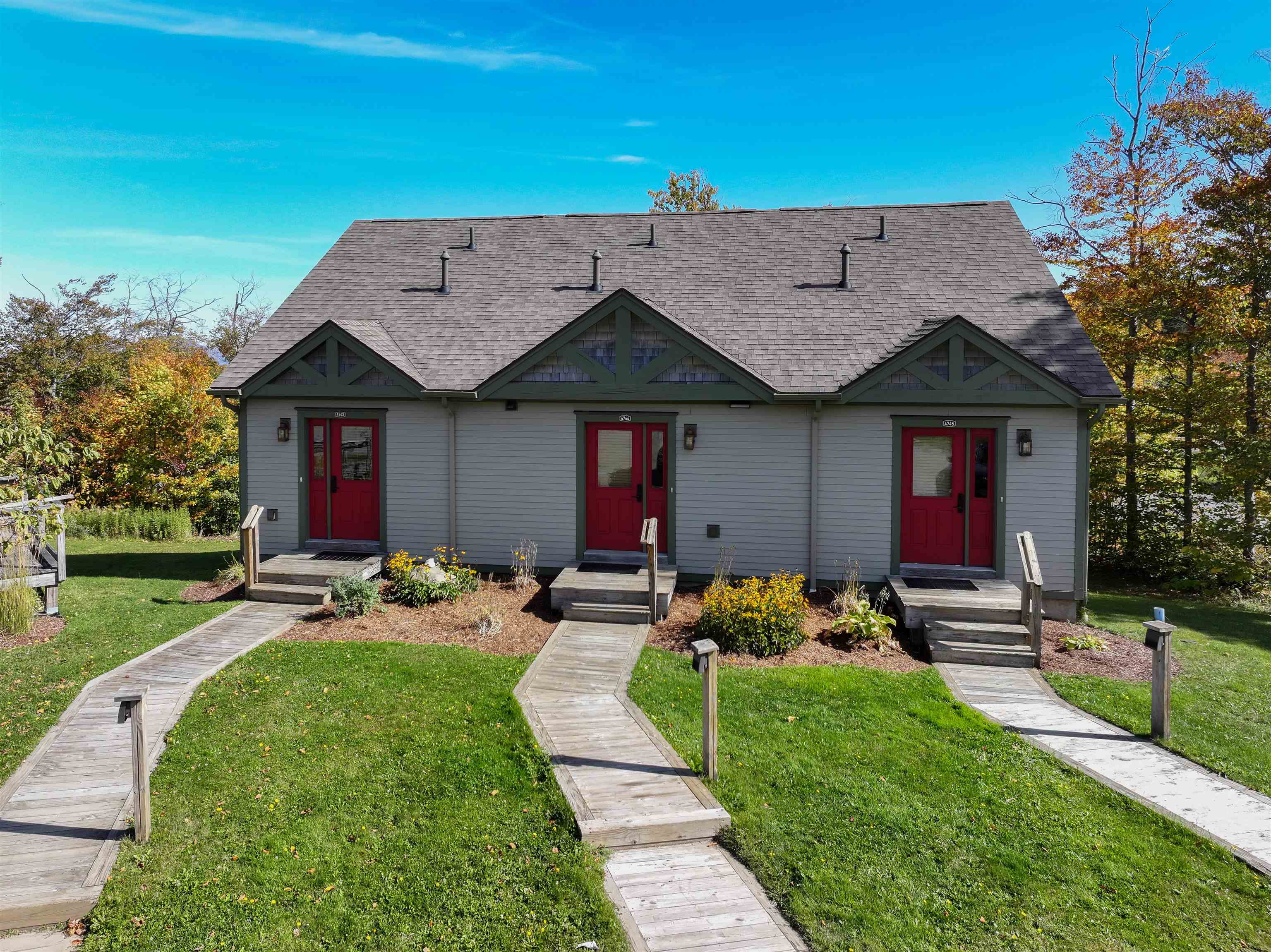 Homes for sale in Jay, VT | 16 White Pine Dr #4745, Jay, VT 05859 | MLS# 5066359