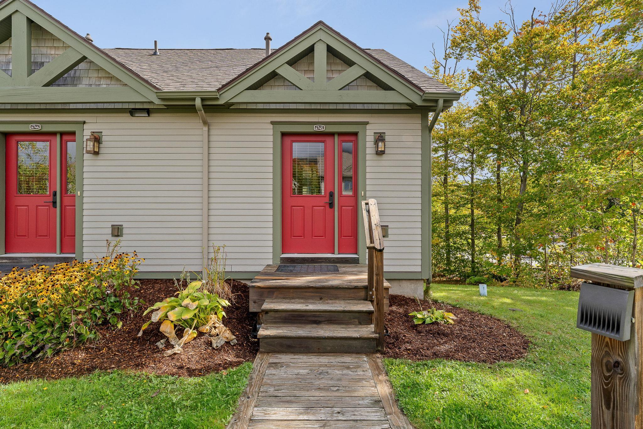 Homes for sale in Jay, VT | 16 White Pine Dr #4745, Jay, VT 05859 | MLS# 5066359