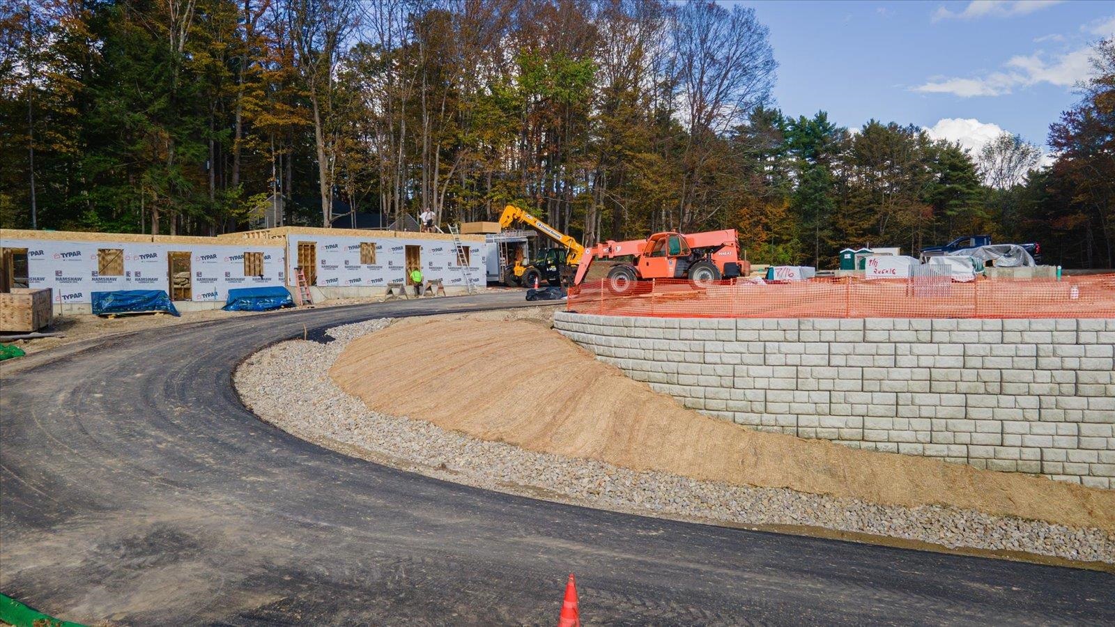 8 Lucy Ln, Peterborough, NH 03458