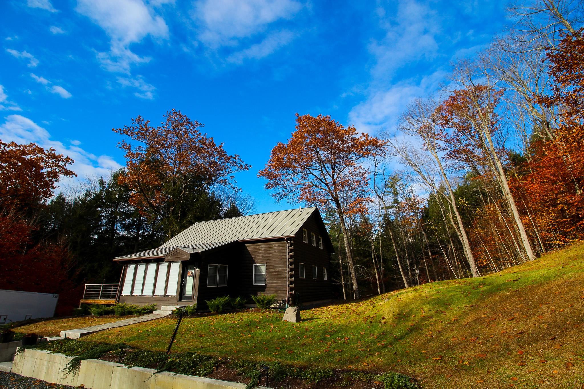 Homes for sale in Hartford, VT | 219 Wildlife Rd, Hartford, VT 05001 | MLS# 5066433