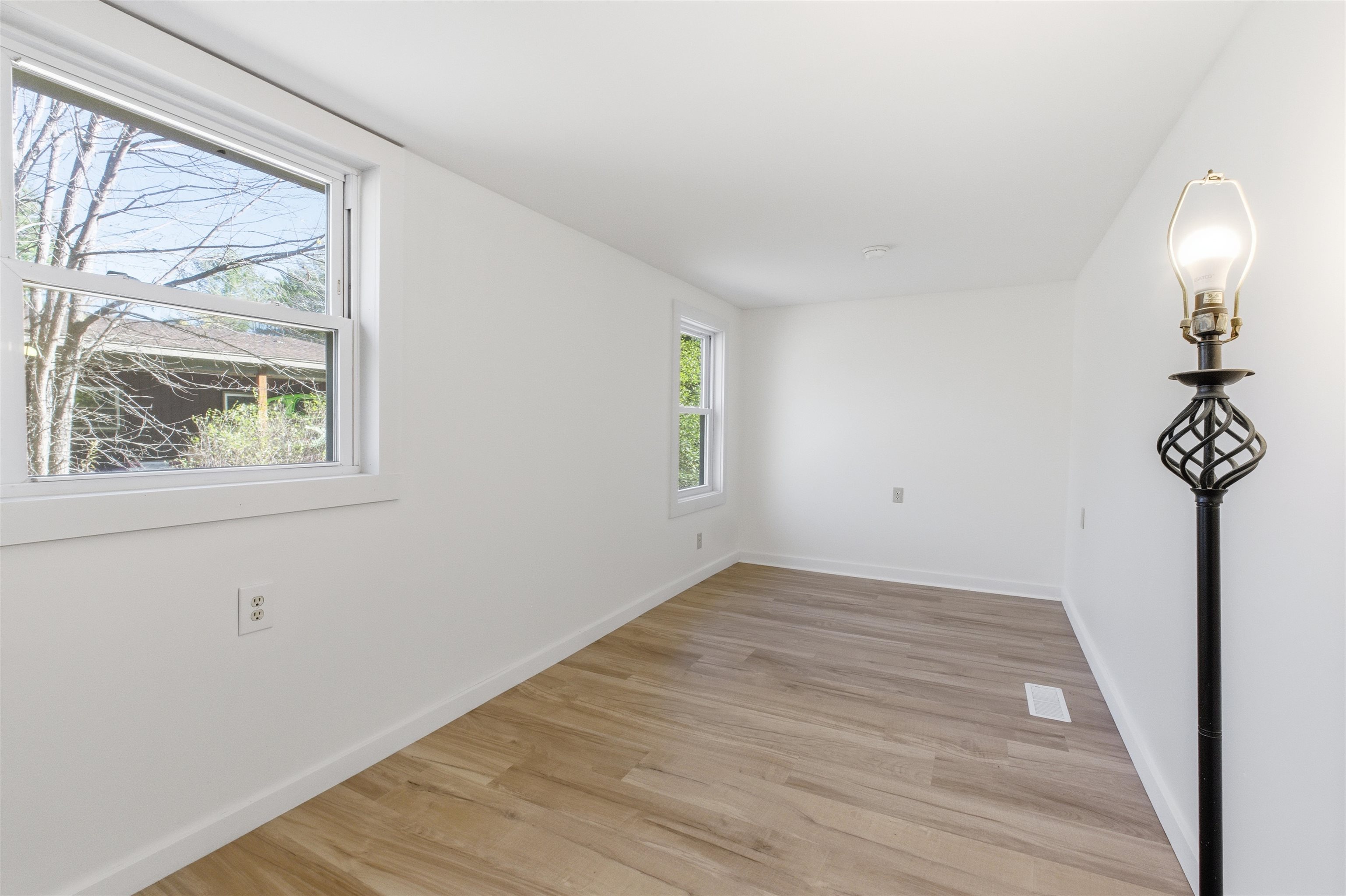 First Floor Bedroom 24305657