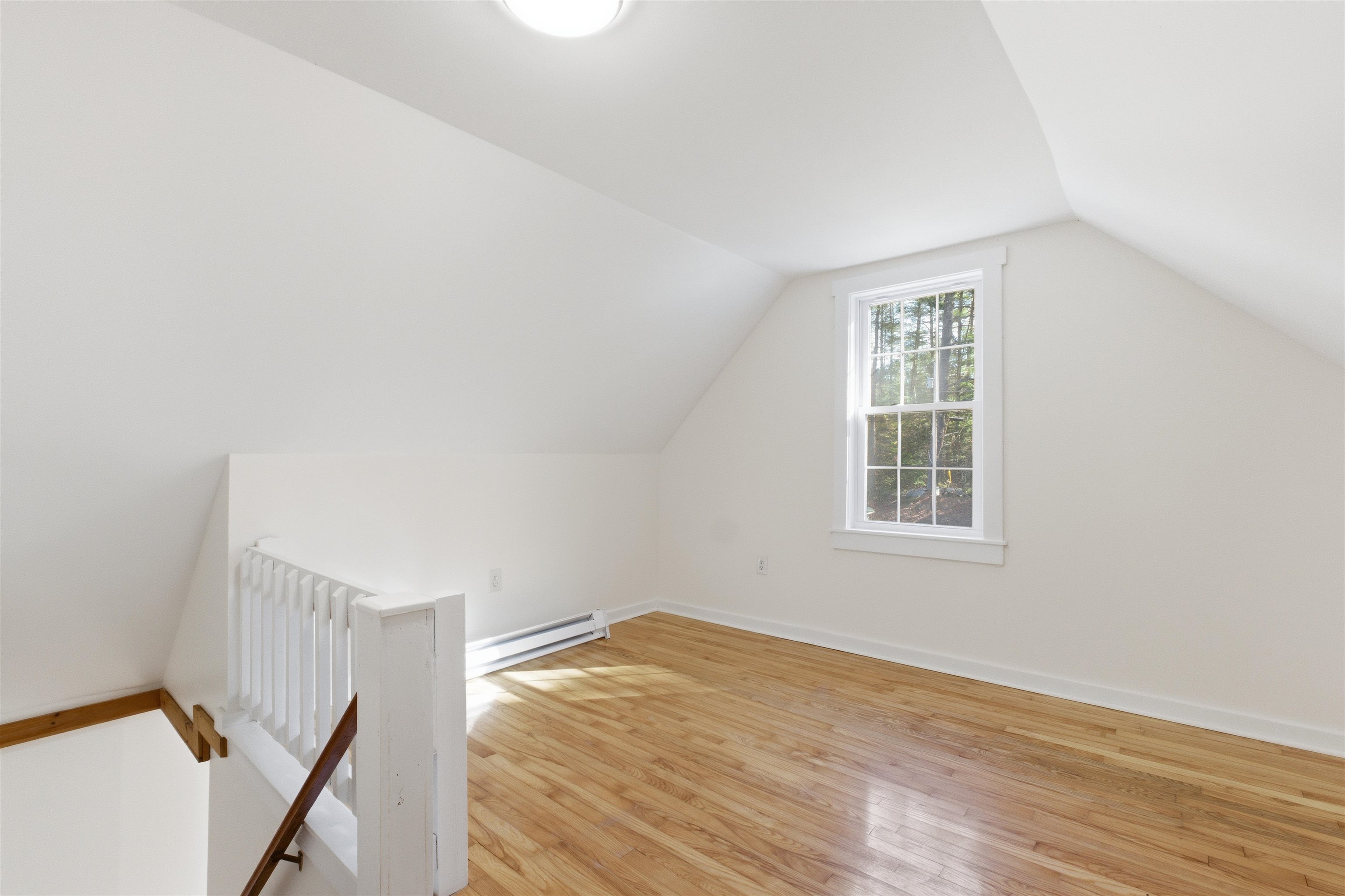 2nd floor walkthrough bedroom 24305732