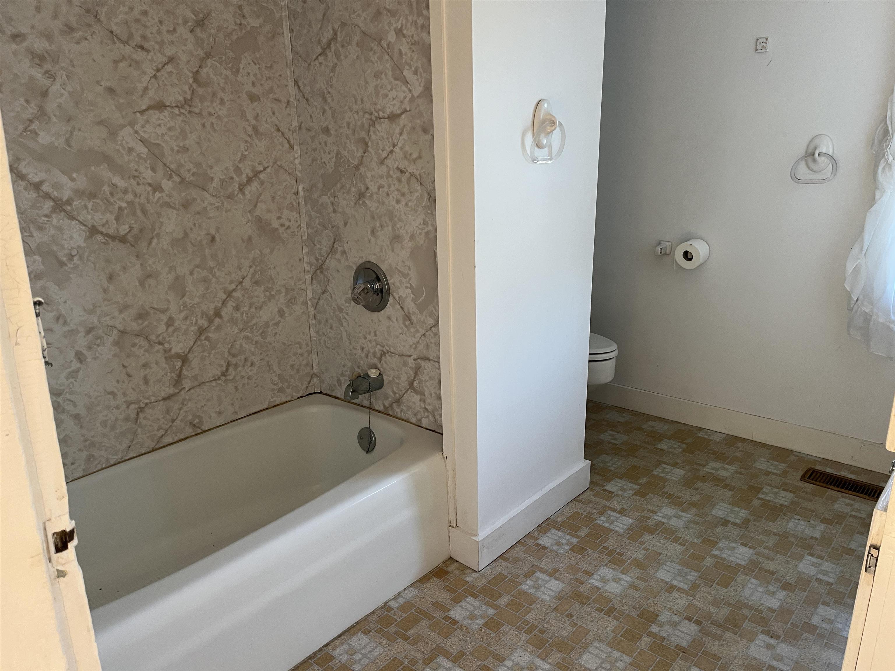 Ground floor full bathroom