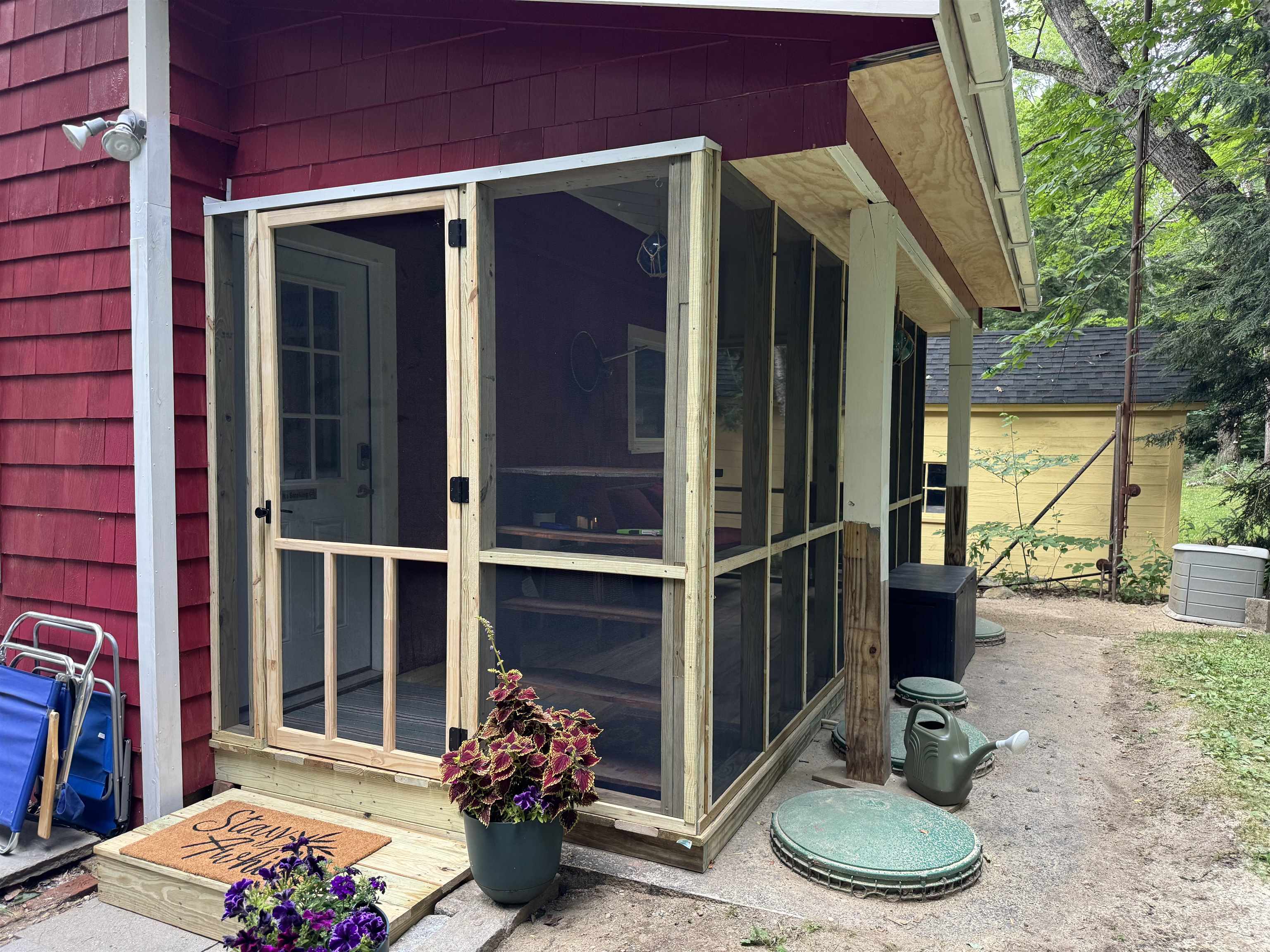 Screen Porch 24312526