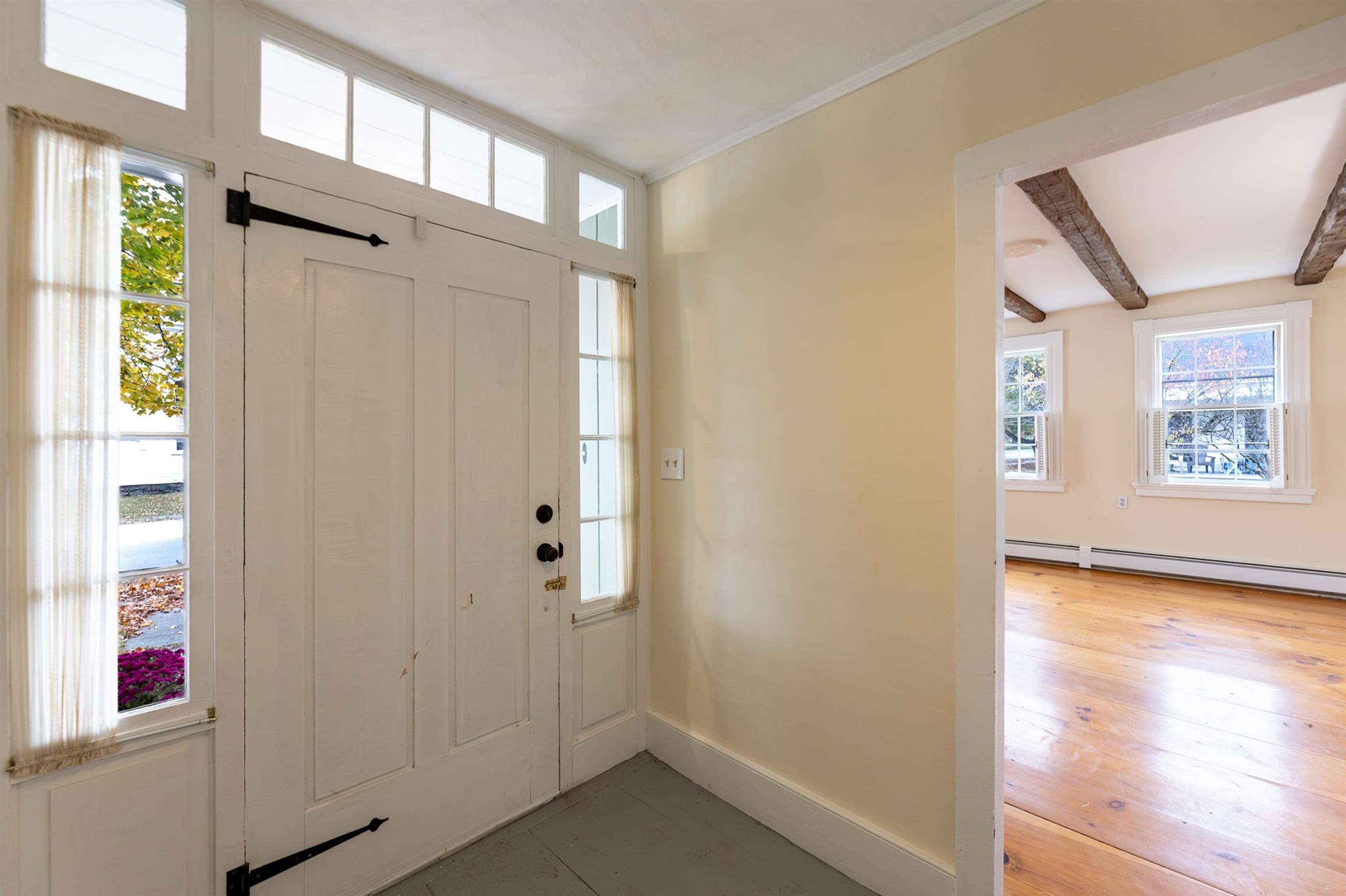 Homes for sale in Newbury, VT | 48 Cross St, Newbury, VT 05051 | MLS# 5066692