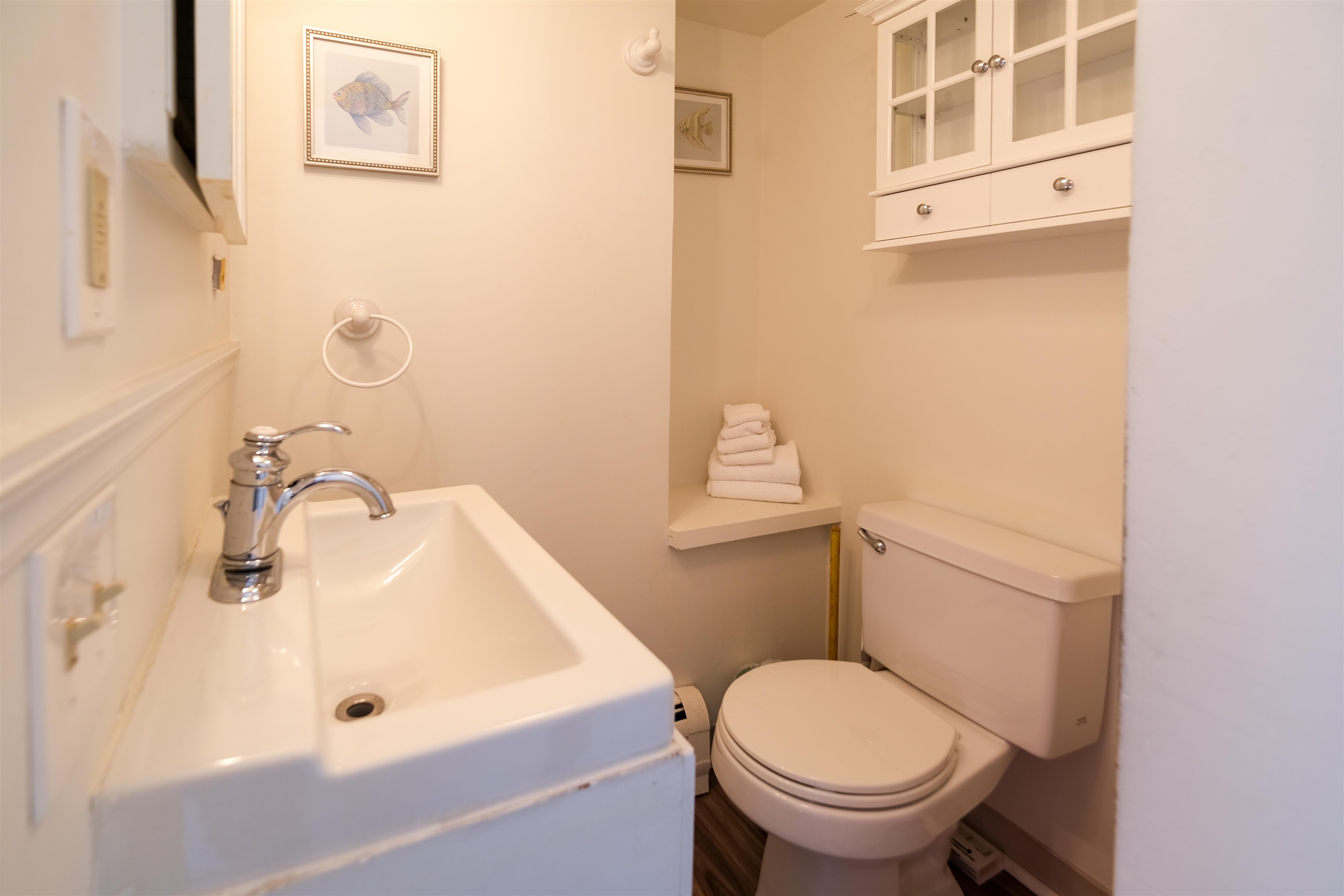 3/4 bath off mudroom