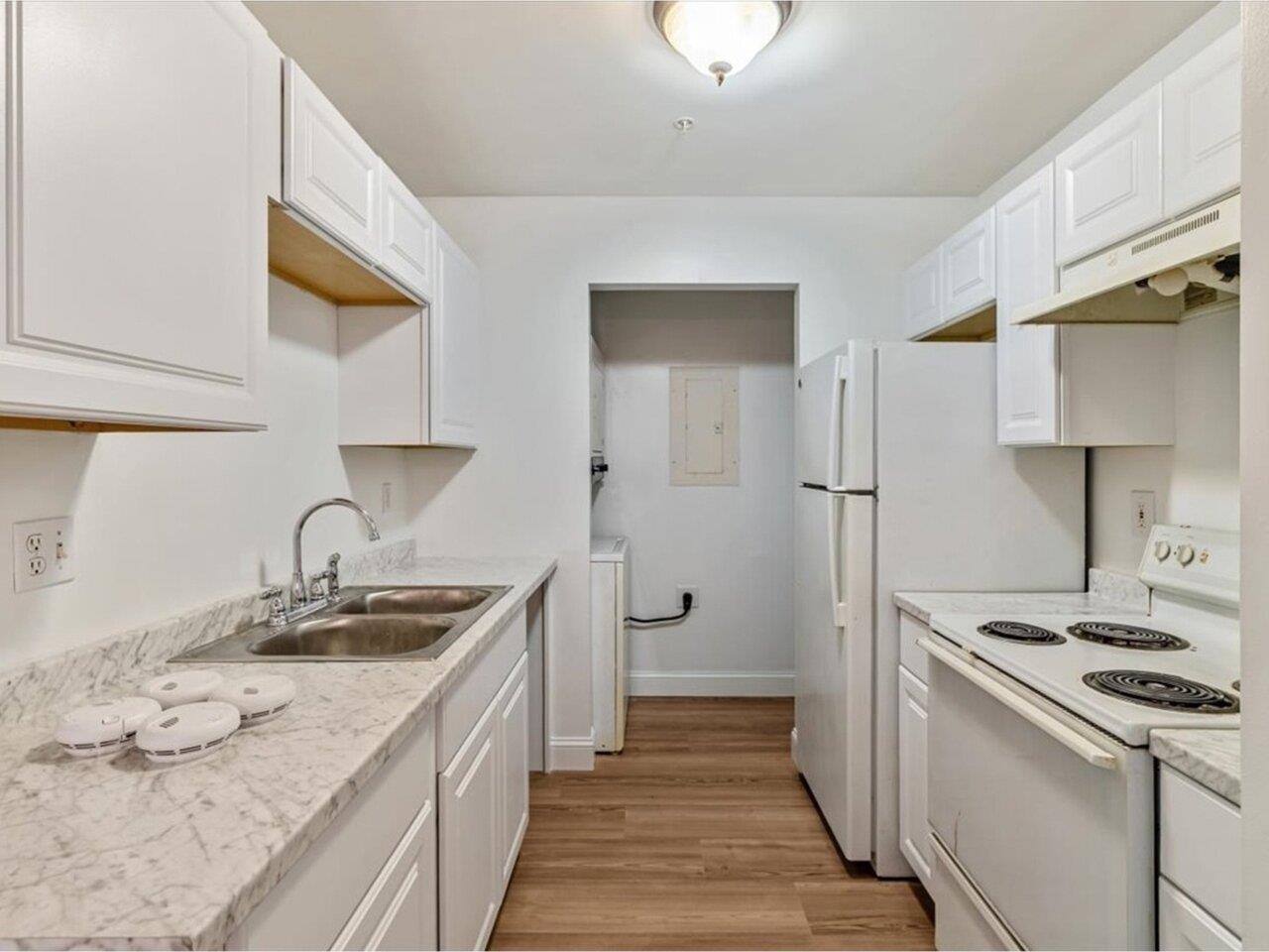 Homes for sale in Burlington, VT | 301 Hildred Dr, Burlington, VT 05401 | MLS# 5066797