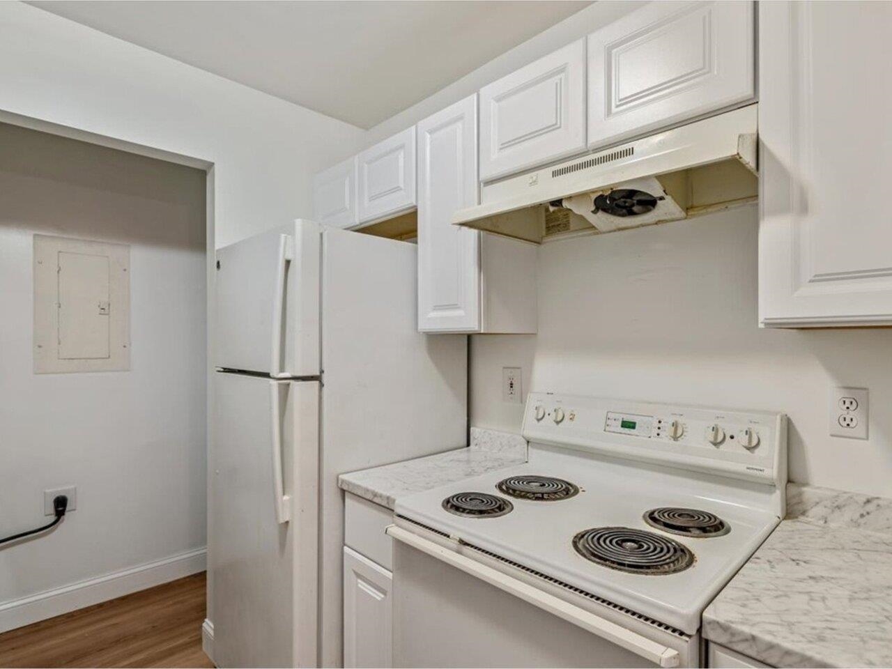 Homes for sale in Burlington, VT | 301 Hildred Dr, Burlington, VT 05401 | MLS# 5066797