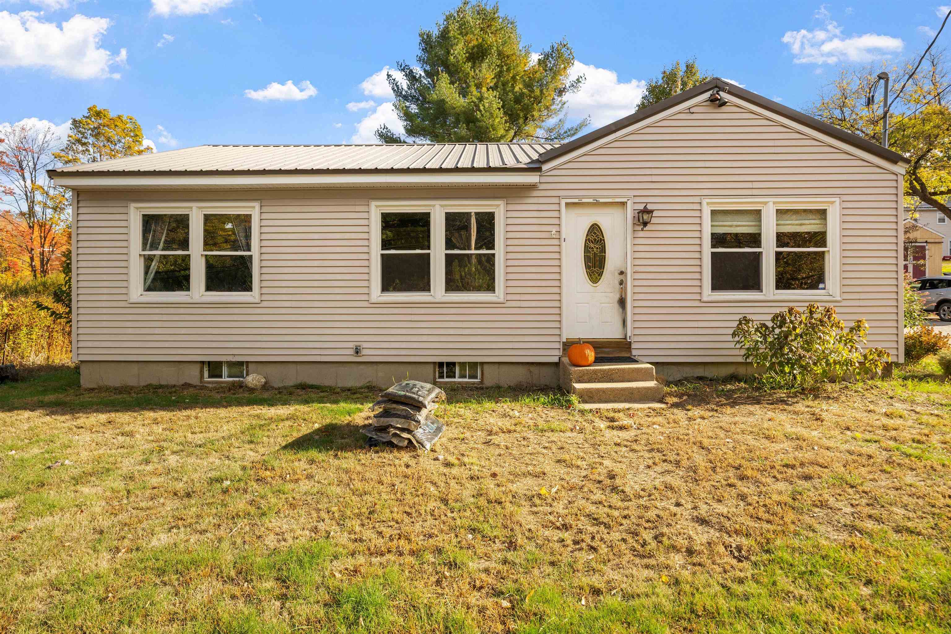 Laconia NH Home for sale $$329,900 $344 per sq.ft.