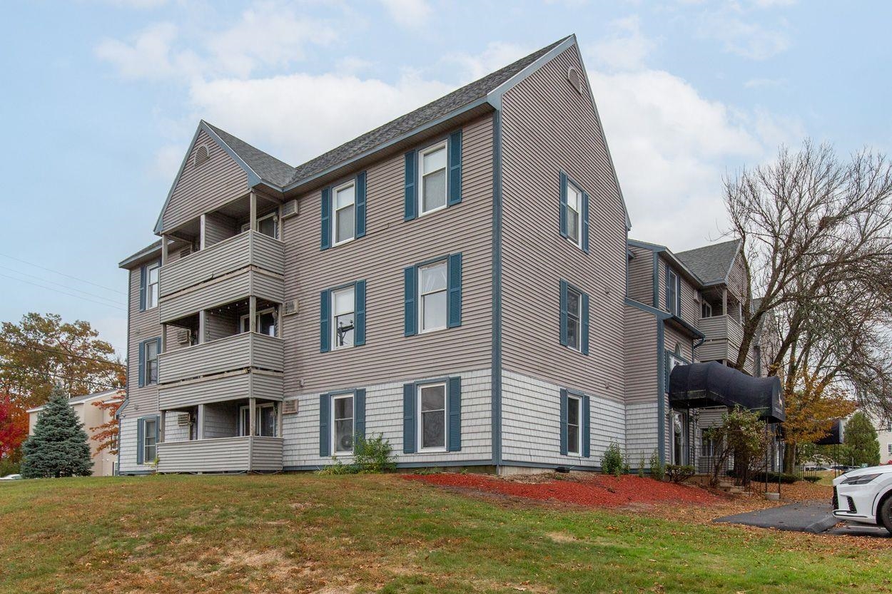 Homes for sale in Manchester, NH | 230 Eastern Ave #303, Manchester, NH 03104 | MLS# 5067012