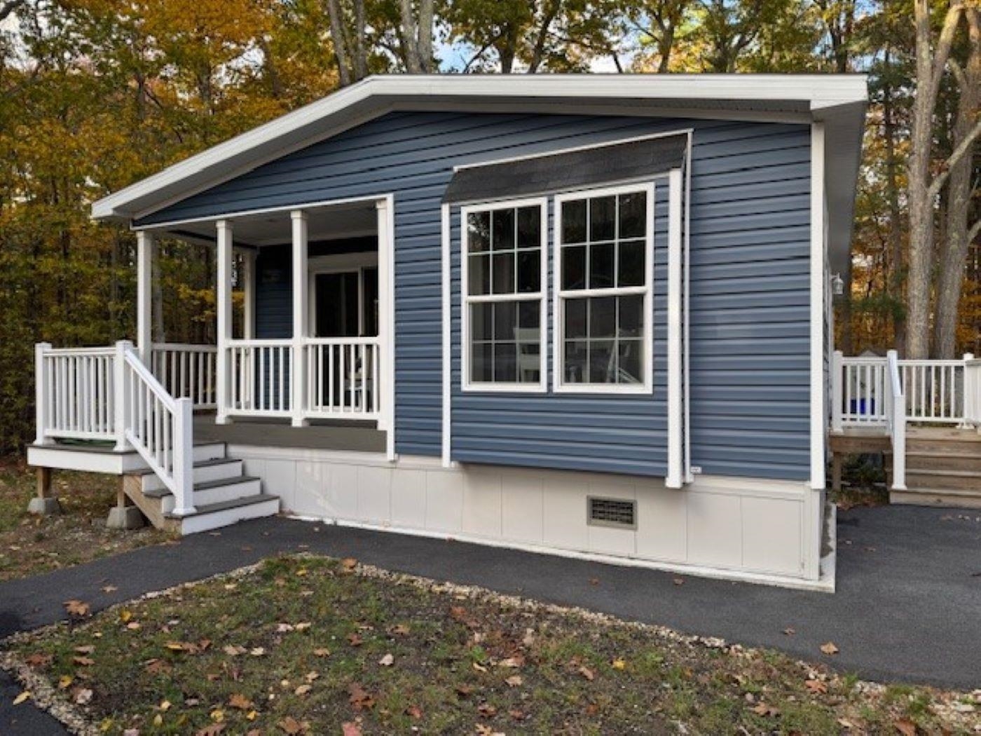 Homes for sale in Exeter, NH | 139 Robinhood Dr, Exeter, NH 03833 | MLS# 5067015